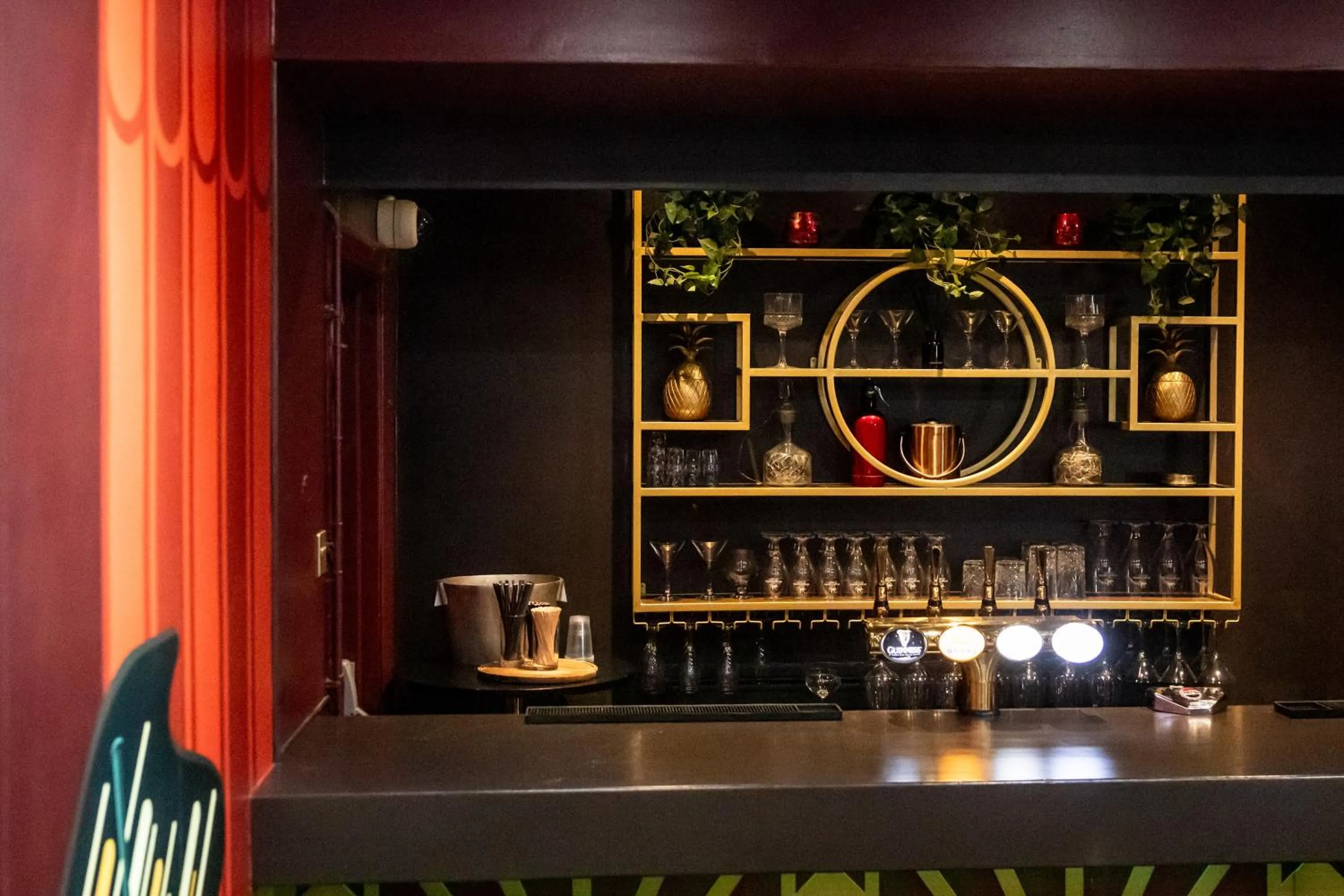 Lounge or bar in The Lansdowne, Eastbourne