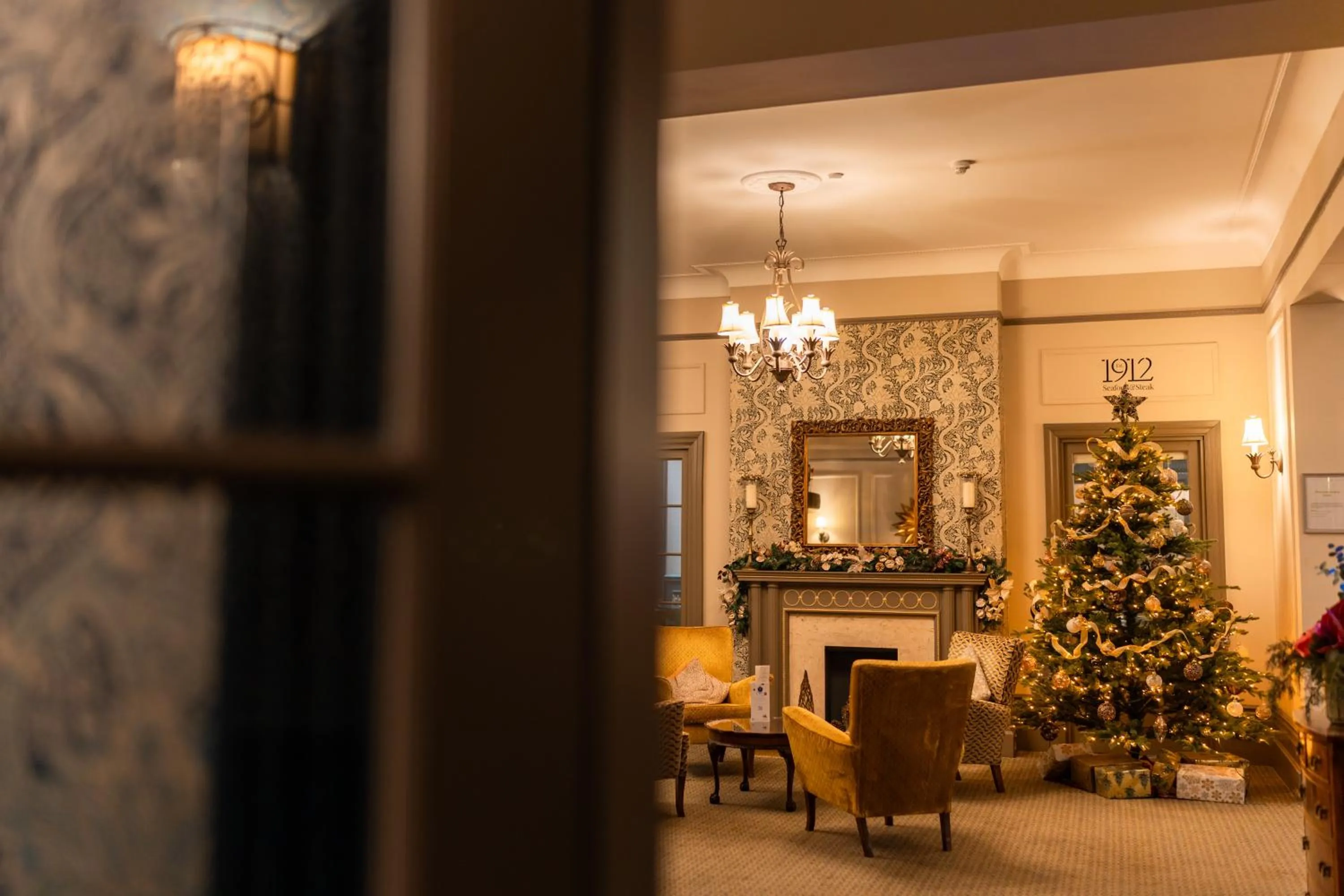 Entertainment in The Lansdowne, Eastbourne