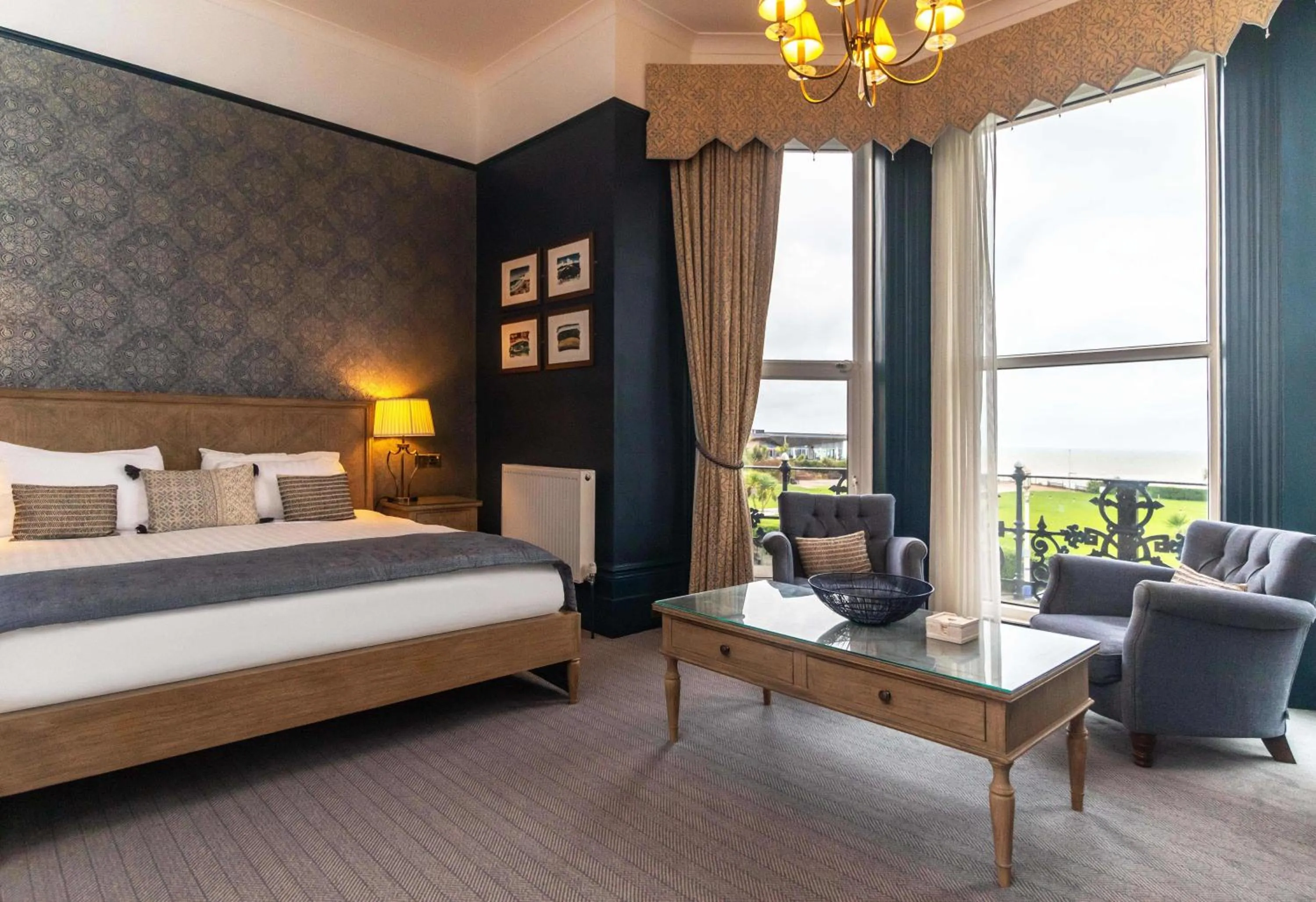 Bed in The Lansdowne, Eastbourne