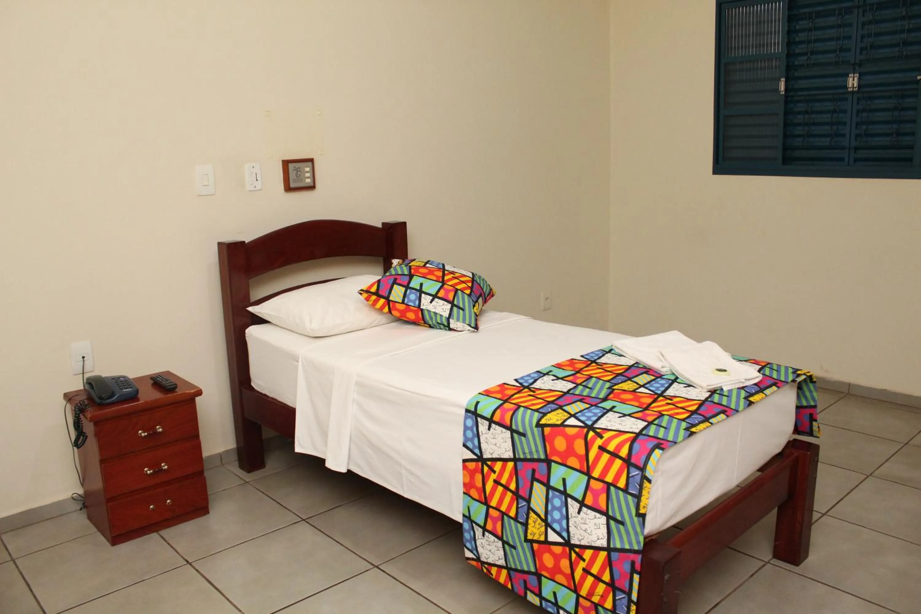 Bed in Grandes Lagos Park Hotel