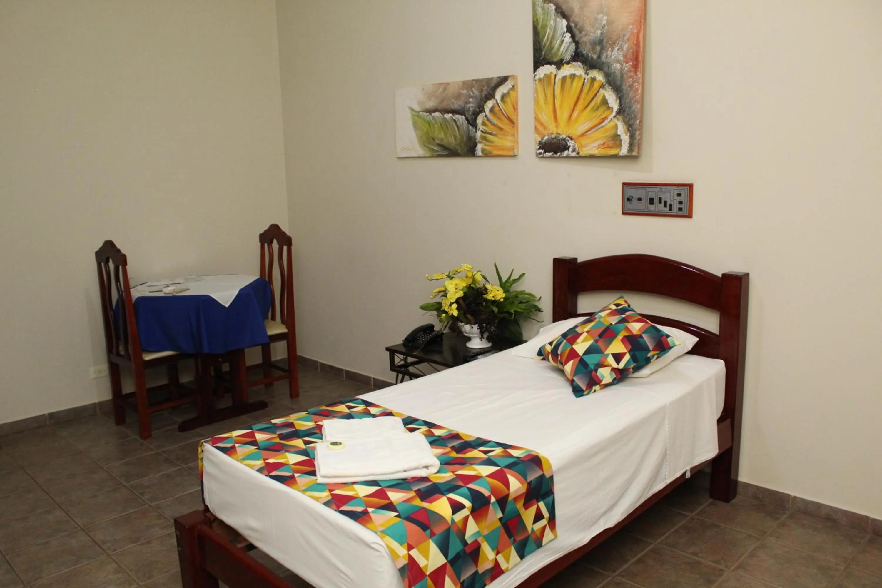 Bed in Grandes Lagos Park Hotel