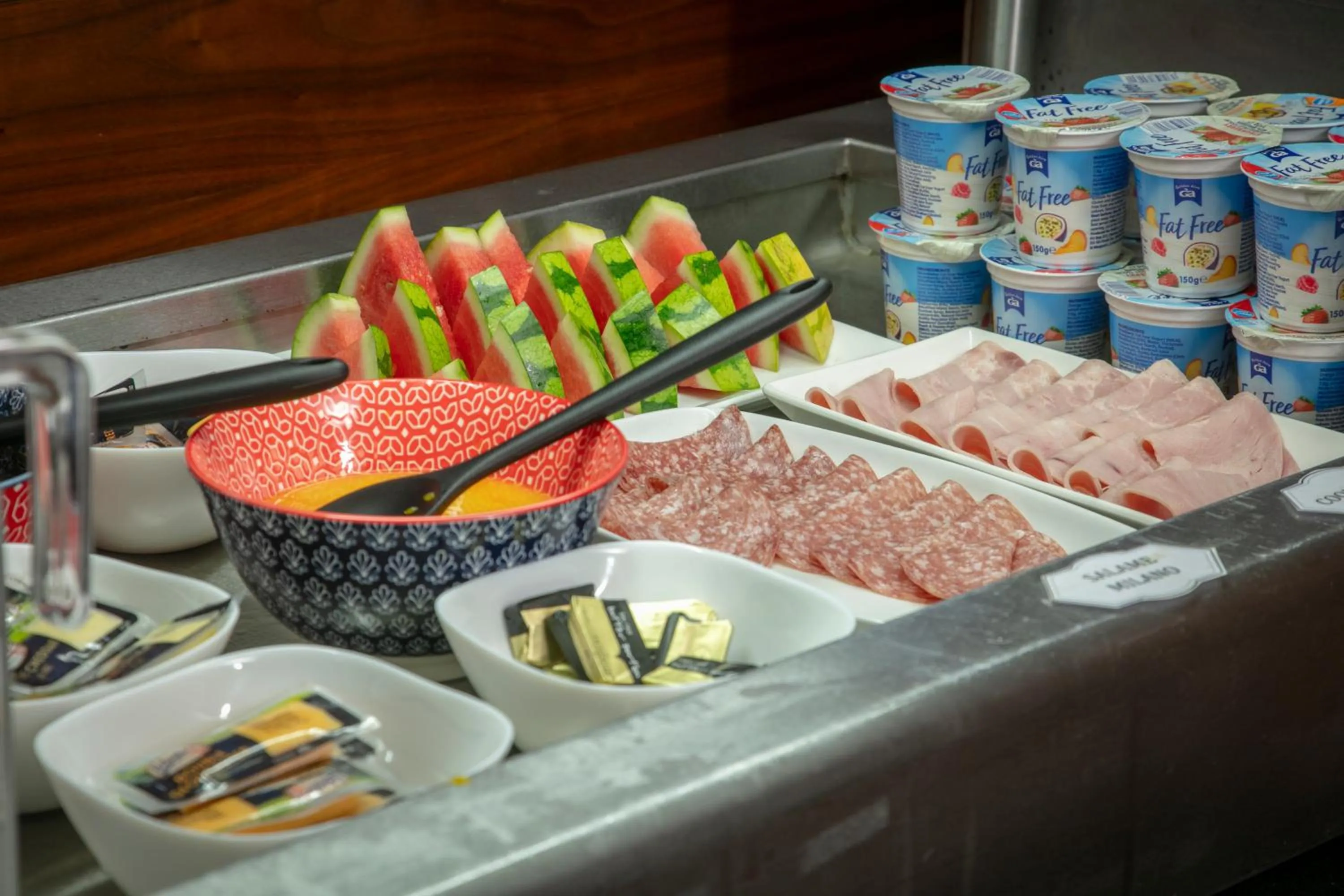 Buffet breakfast in Best Western Glasgow Hotel