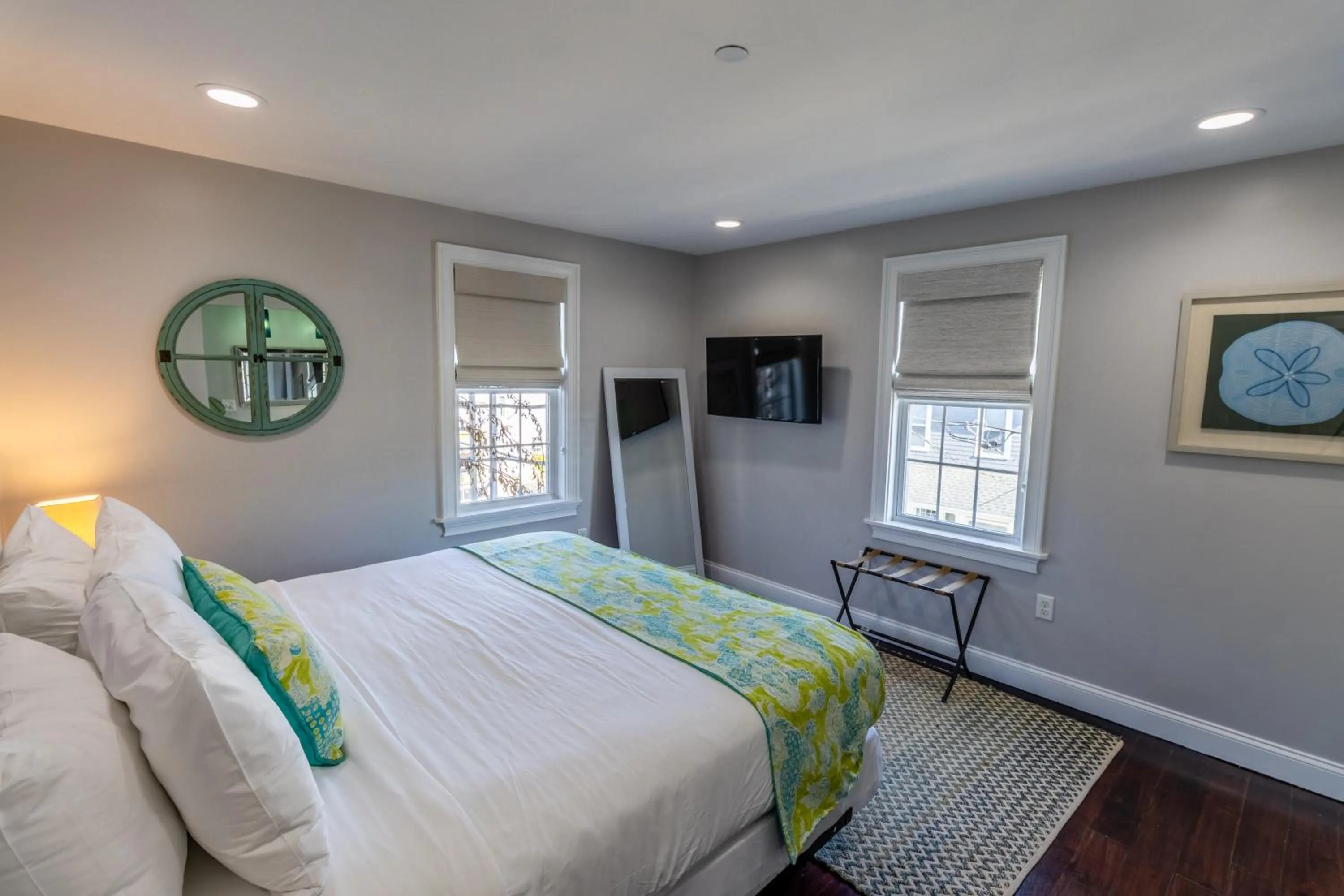 Bed in The Newport Lofts - 617 Thames Street