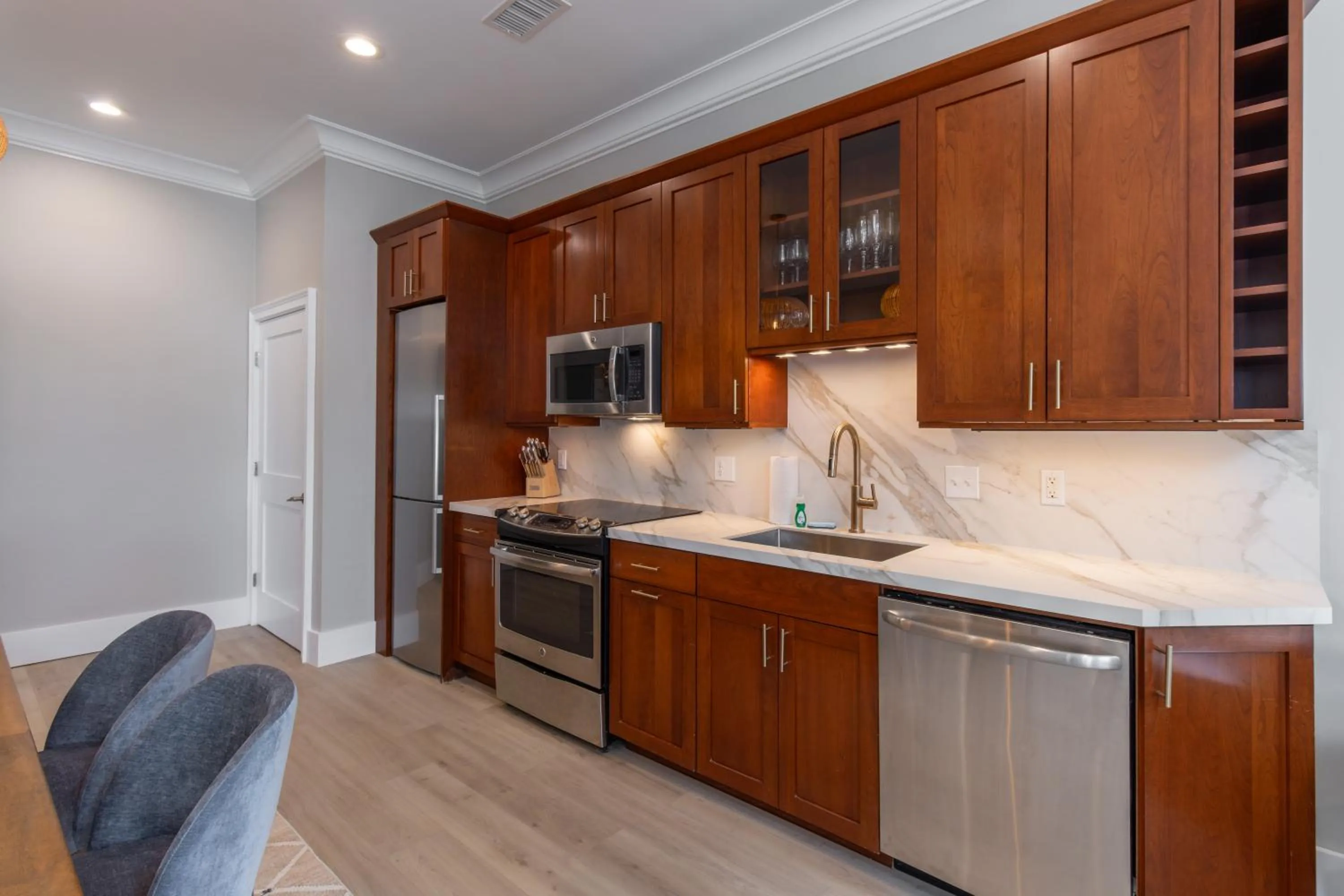 The Newport Lofts - 548 Thames Street