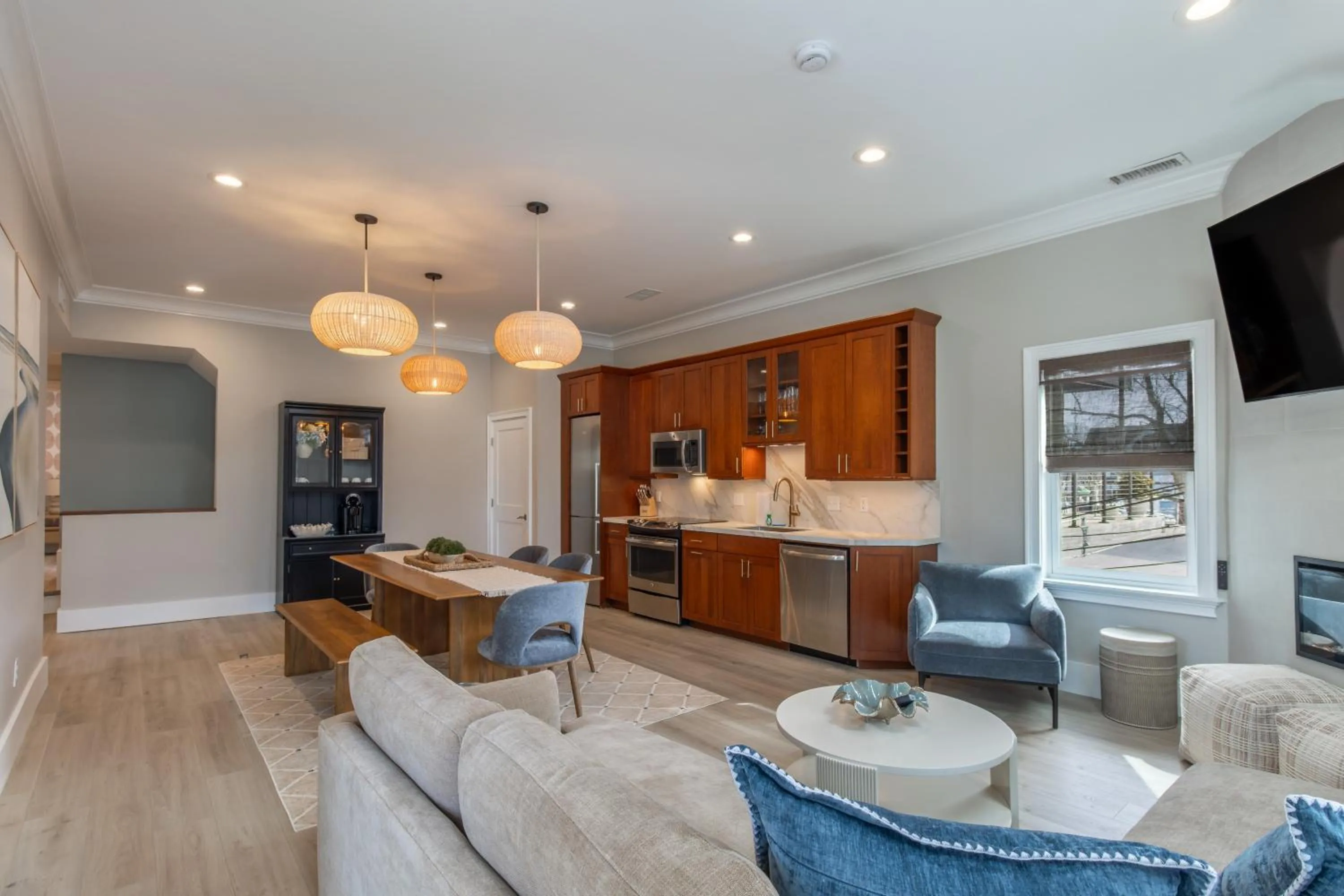 The Newport Lofts - 548 Thames Street