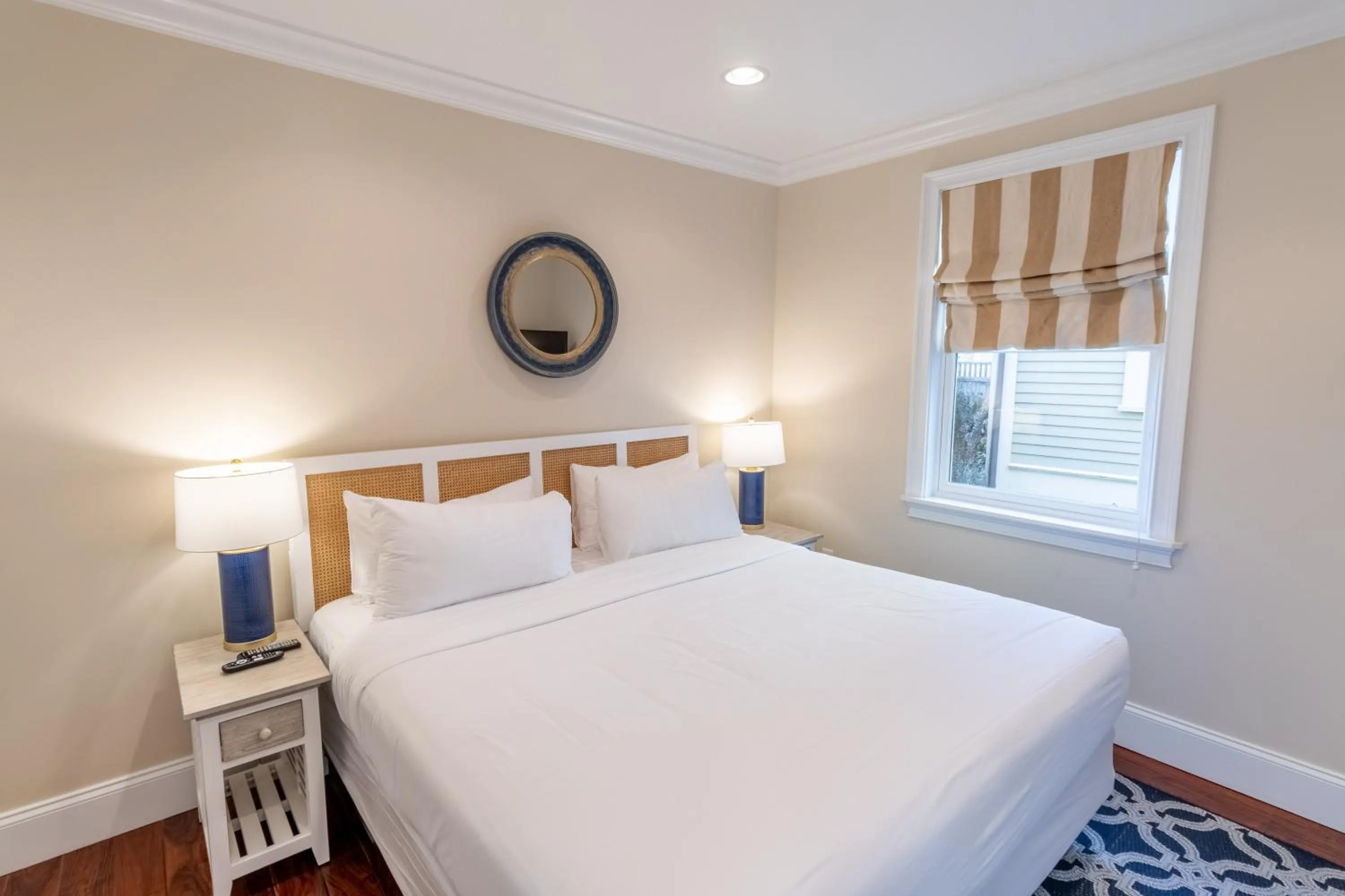 Bed in The Newport Lofts - 546 Thames Street