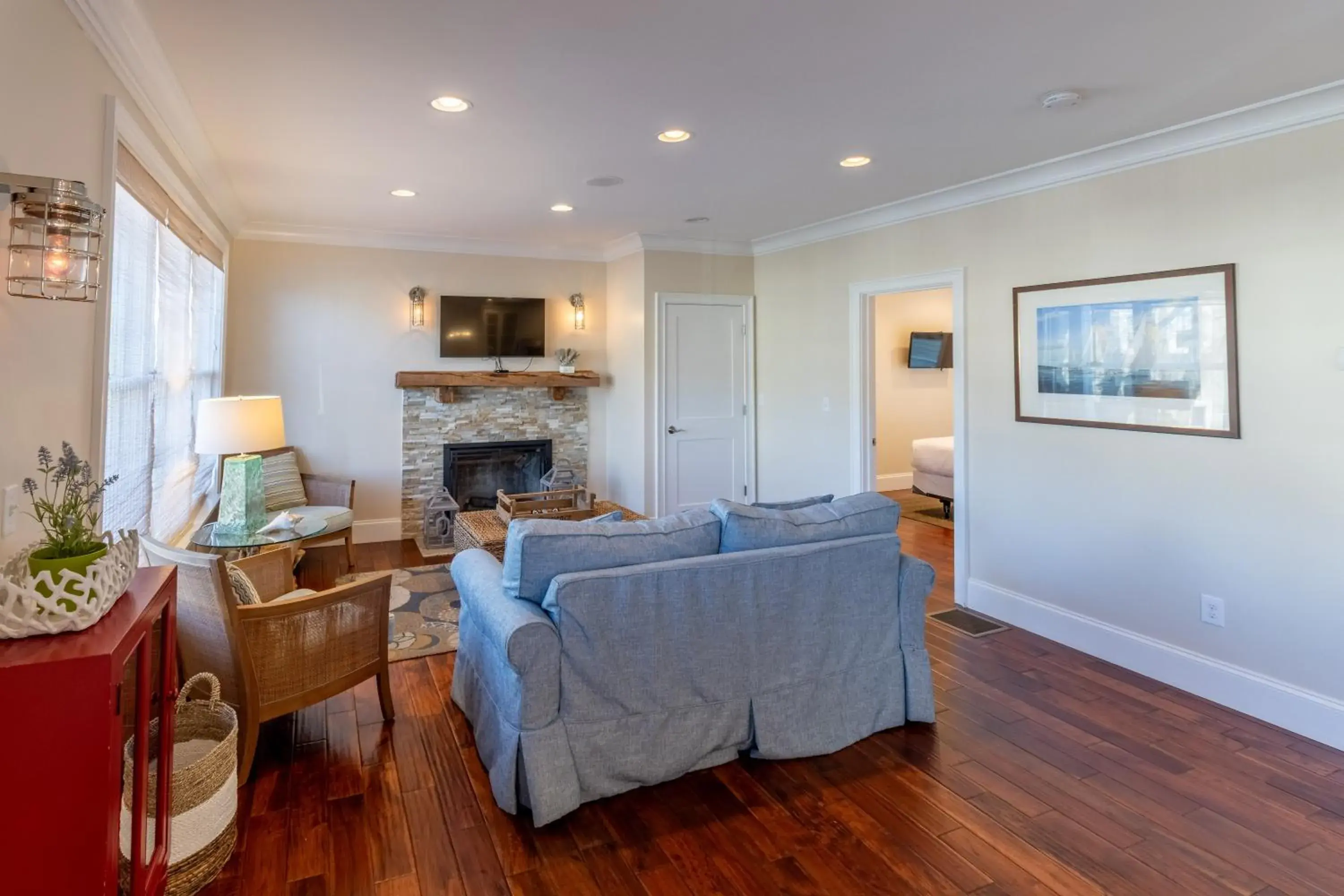 Apartment - Ground Floor in The Newport Lofts - 546 Thames Street Apartment - Ground Floor in The Newport Lofts - 546 Thames Street