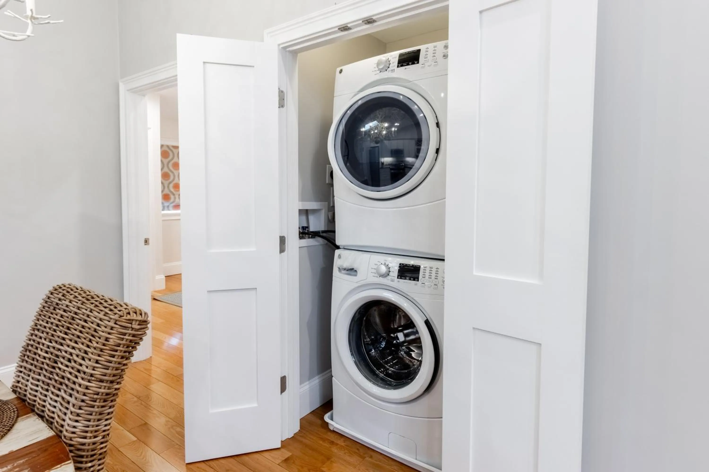 The Newport Lofts - 359 Thames Street