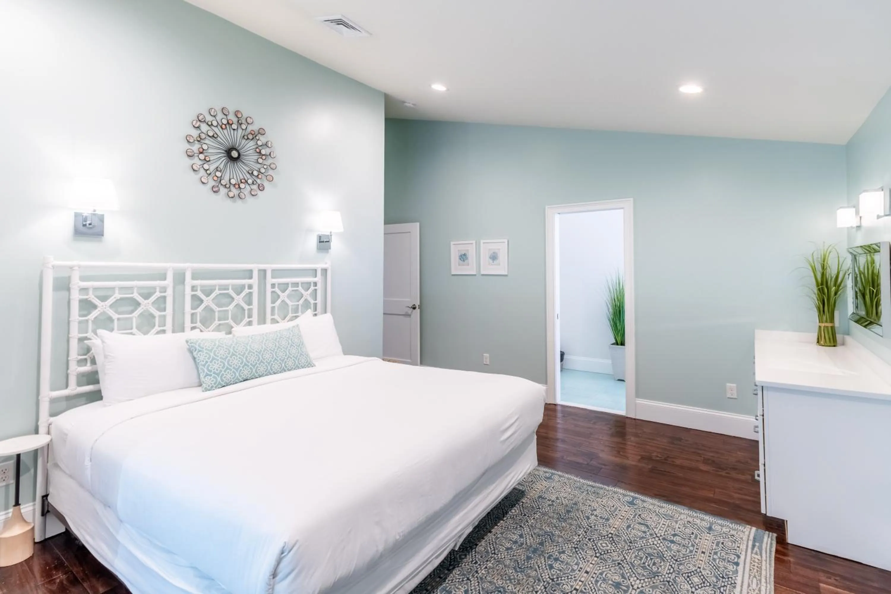 Bed in The Newport Lofts - 359 Thames Street