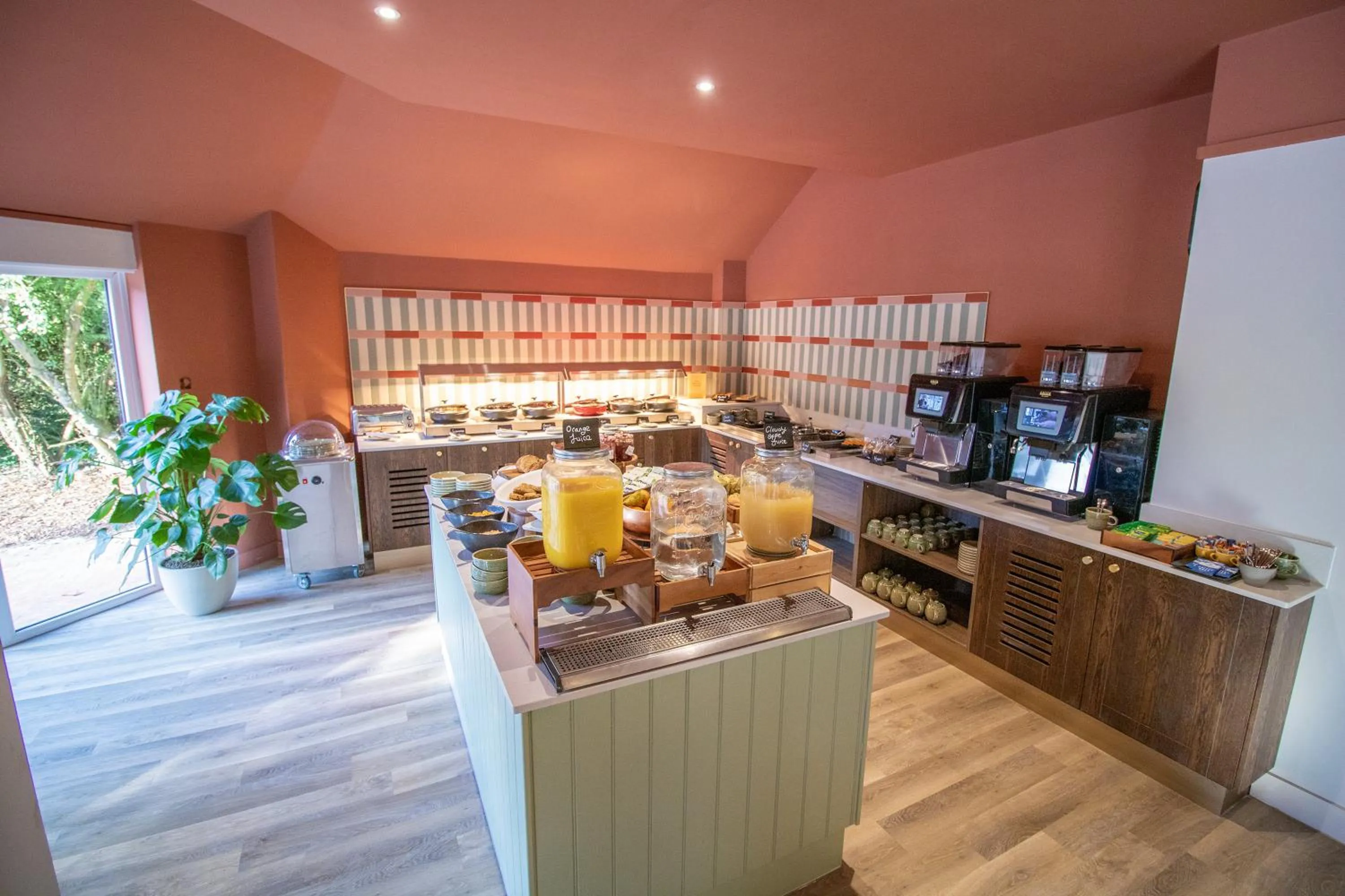 Restaurant/places to eat in voco Rockingham Forest Corby by IHG