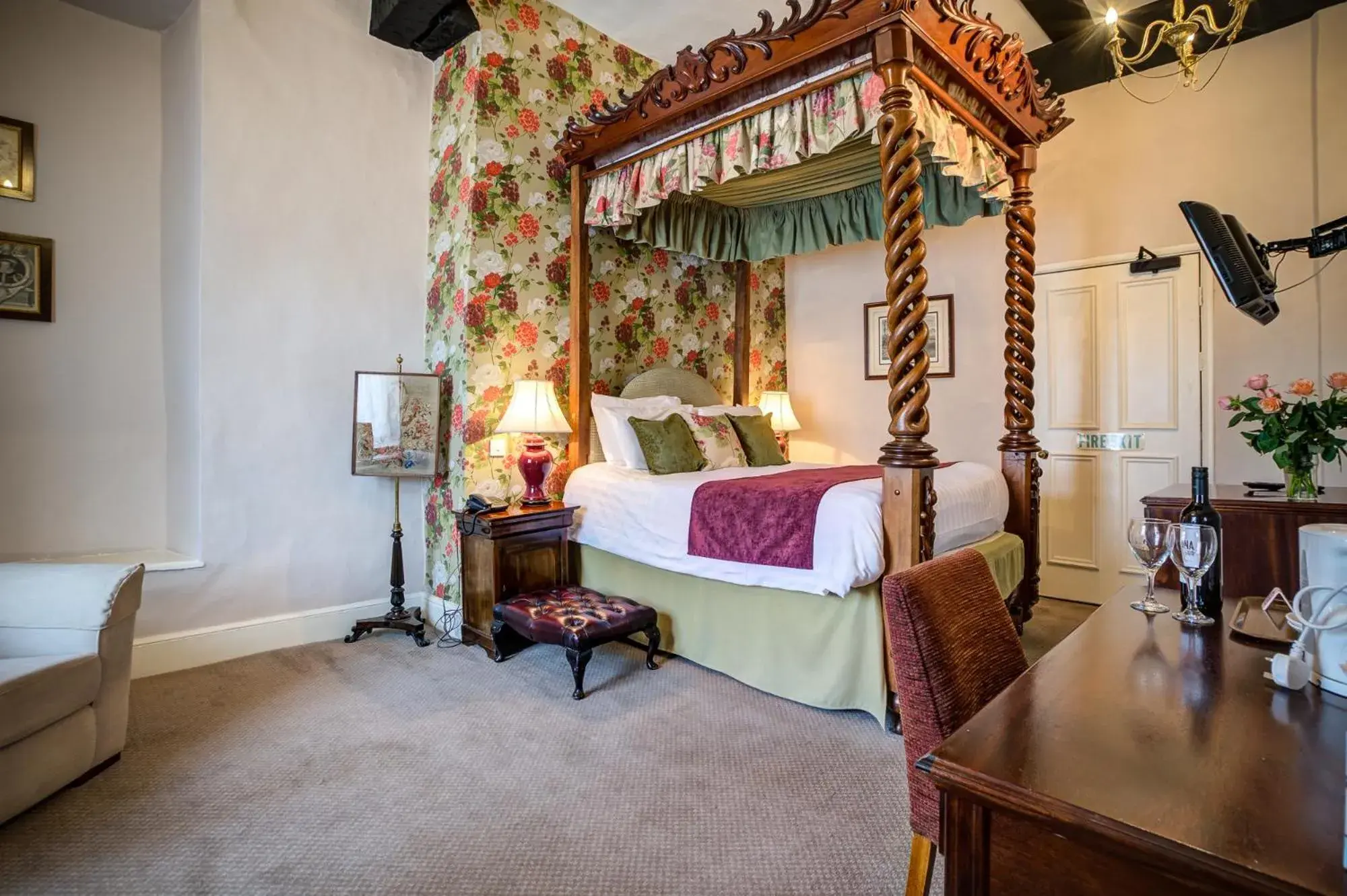 Junior 4 Poster in The Speech House Junior 4 Poster in The Speech House