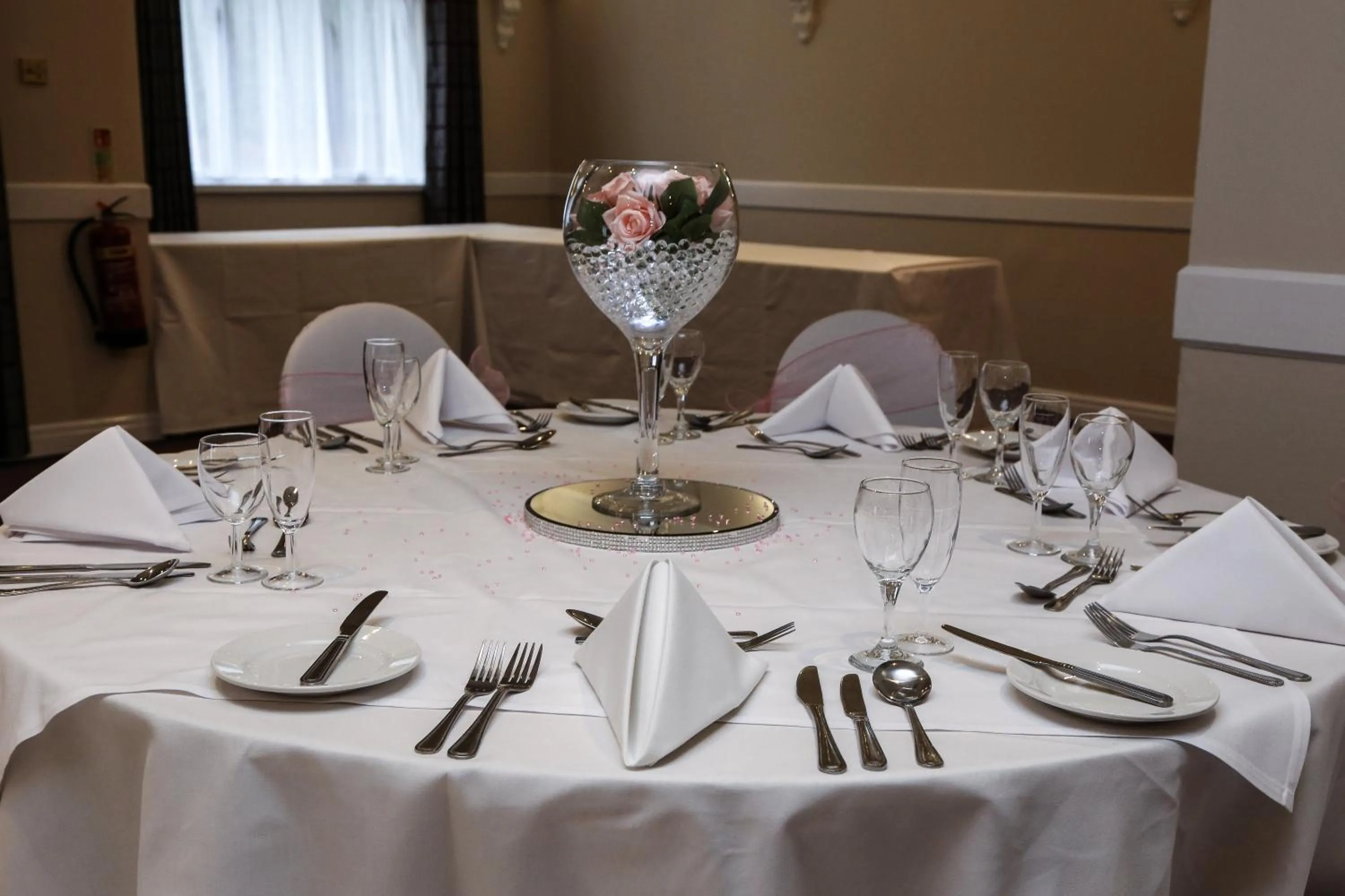 Meeting/conference room in Holiday Inn A55 Chester West by IHG