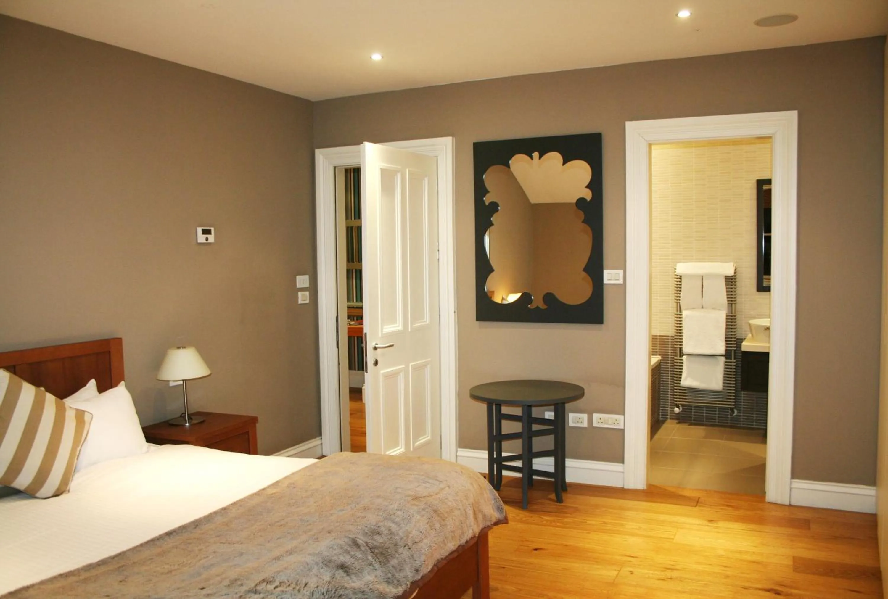 Bedroom, Bed in Dreamhouse Apartments Glasgow West End