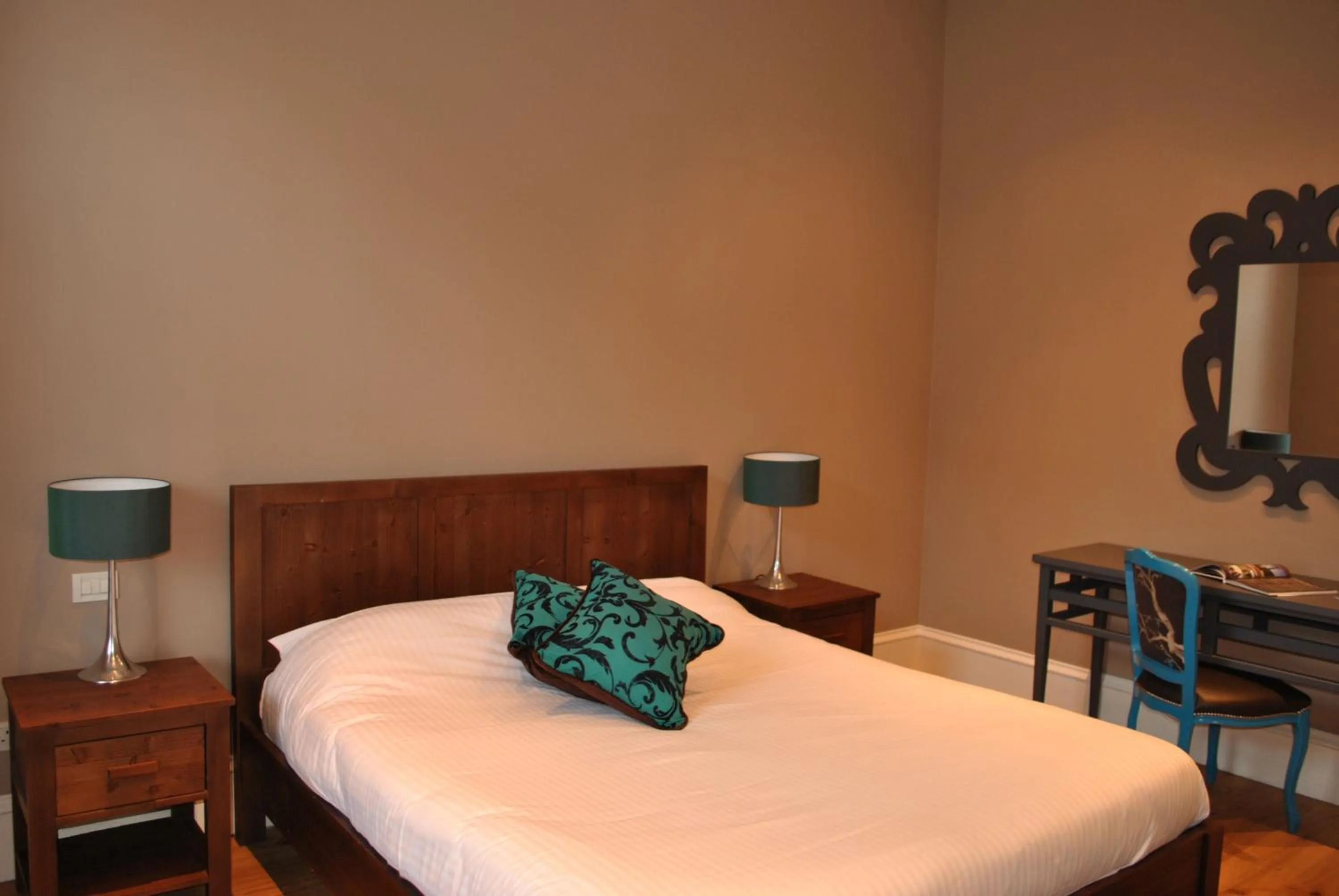 Bedroom, Bed in Dreamhouse Apartments Glasgow West End