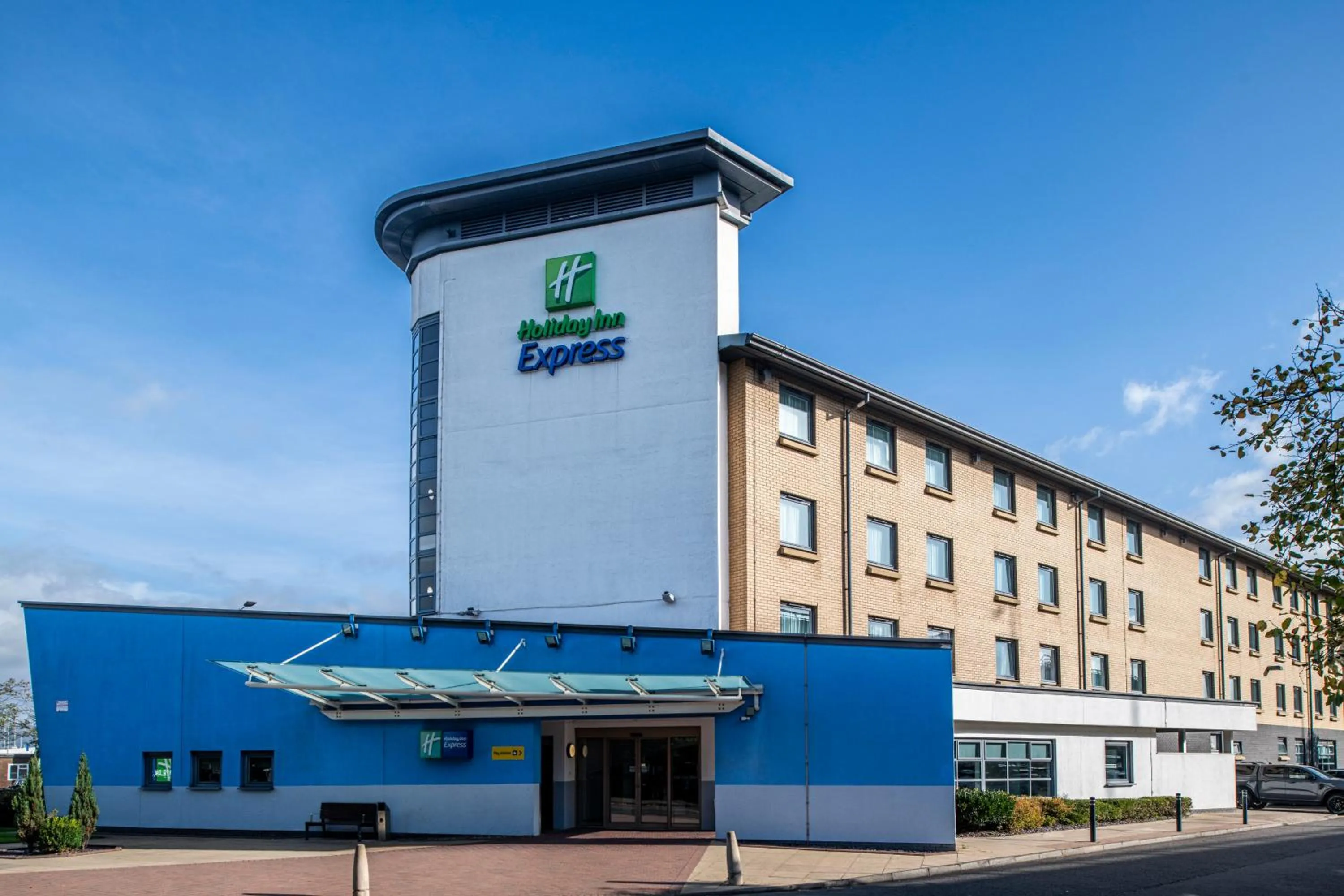 Property building in Holiday Inn Express - Glasgow Airport by IHG