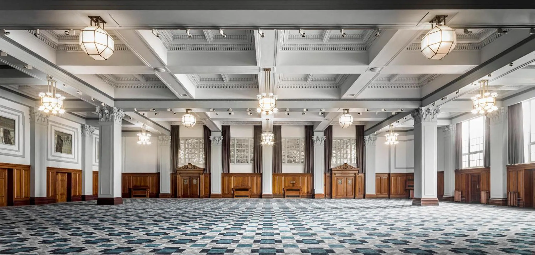 Banquet/Function facilities in Kimpton Clocktower by IHG