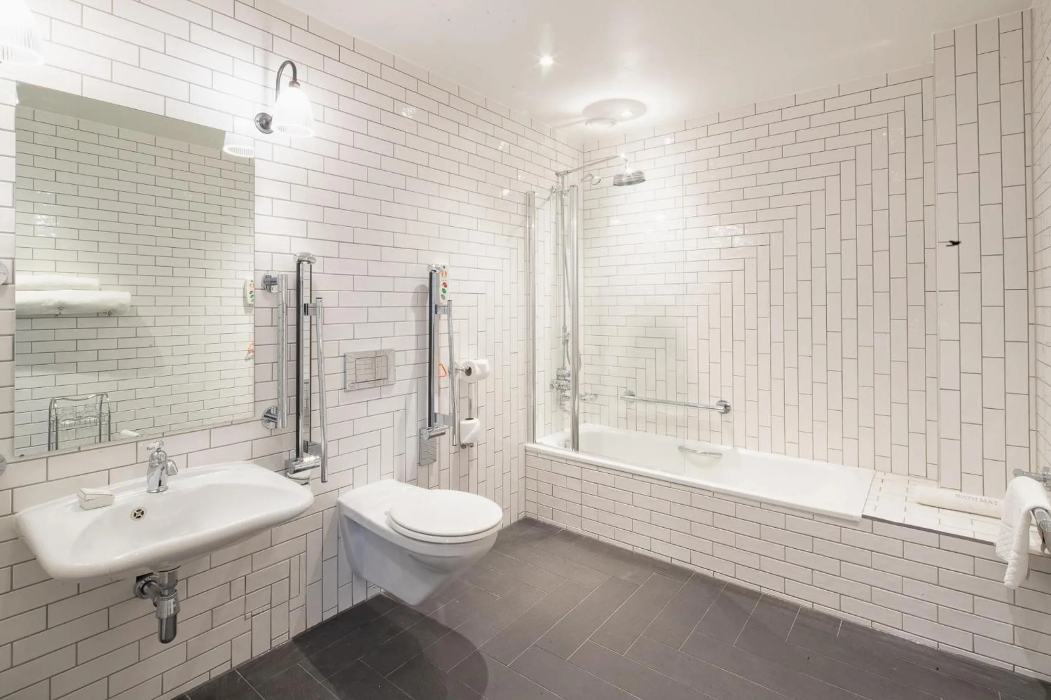 Bathroom in Kimpton Clocktower by IHG