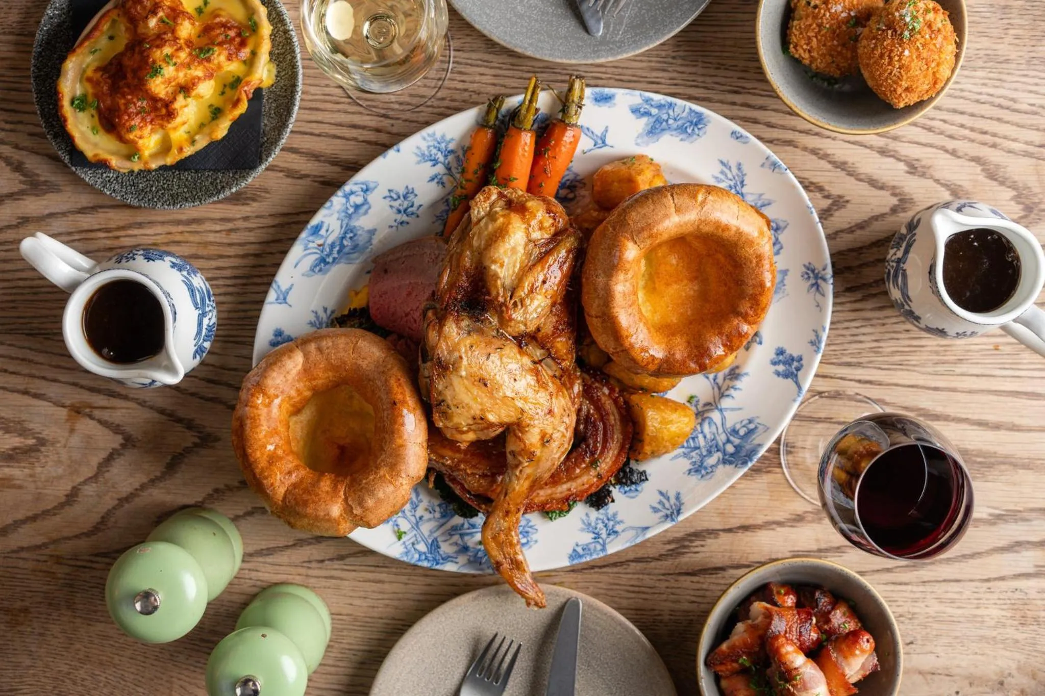 Restaurant/places to eat in Kimpton Clocktower by IHG