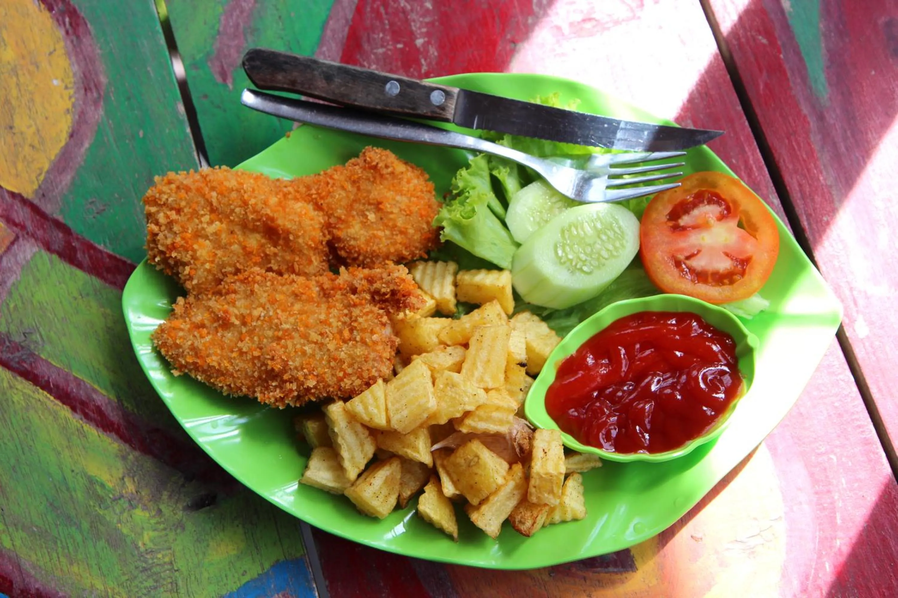 Restaurant/places to eat in Venezia Homestay and Garden