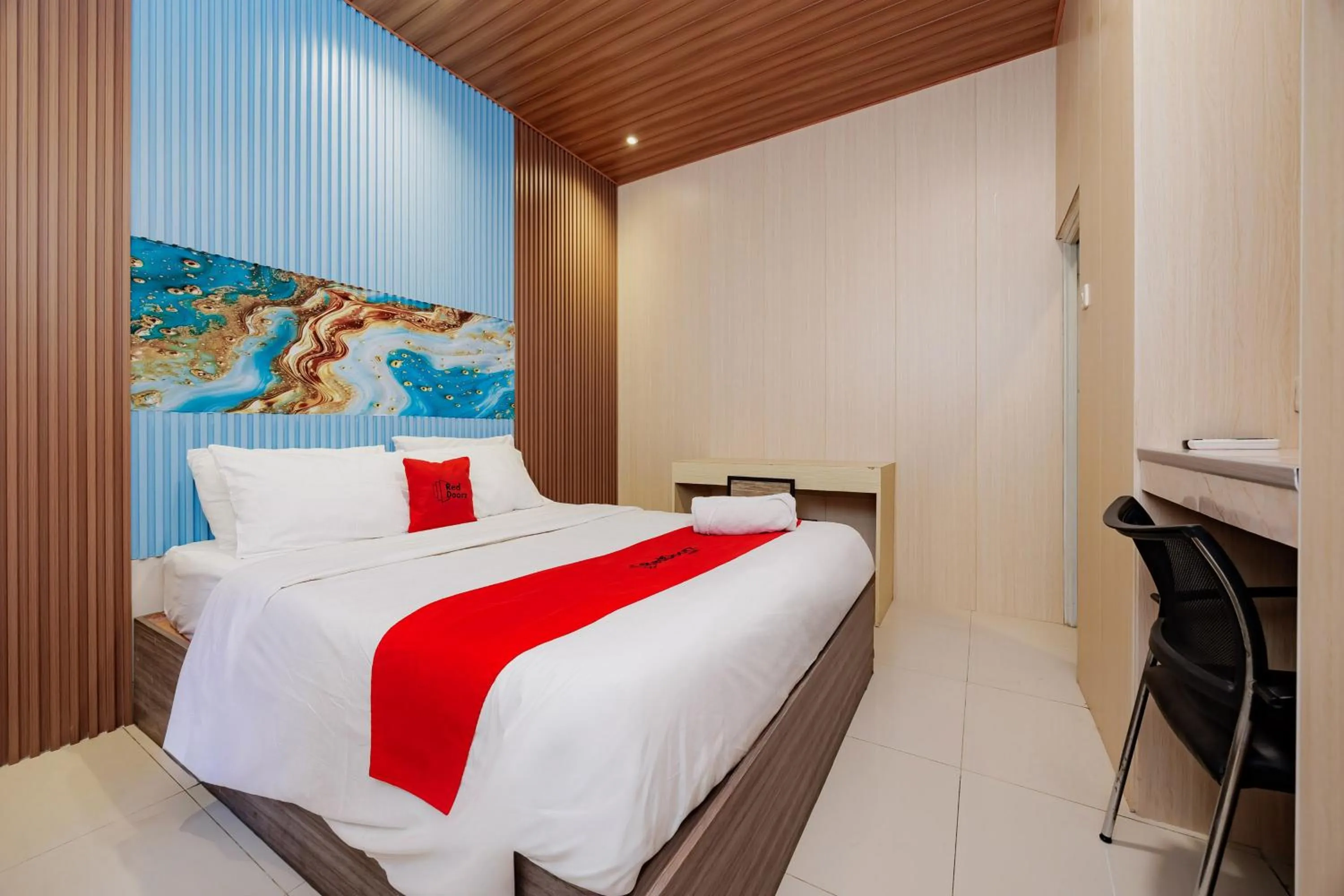Bedroom, Bed in RedDoorz near Exit Toll Bogor
