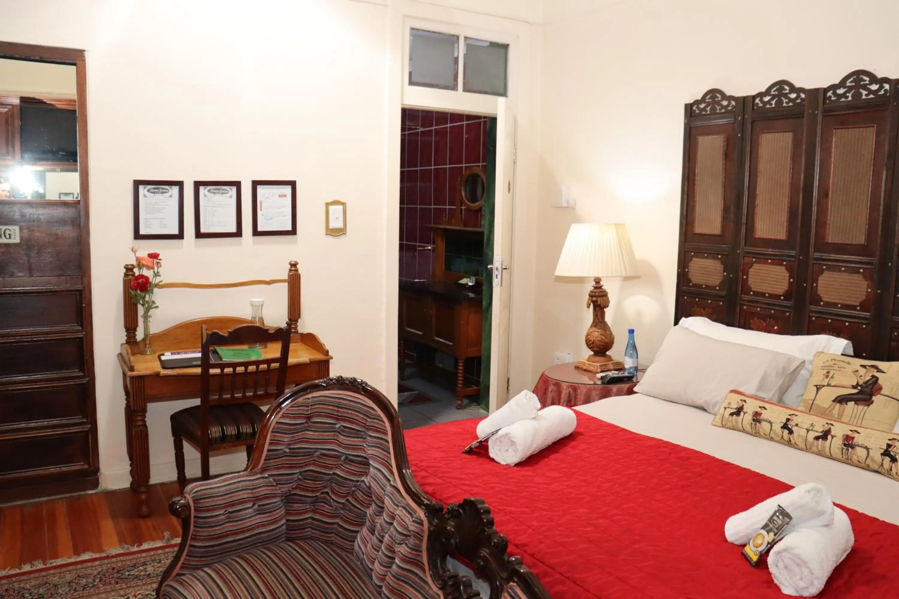 Bed in Victoria Manor