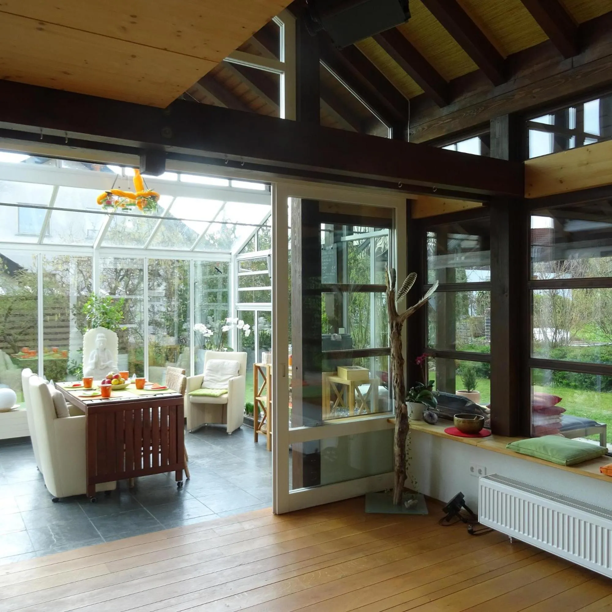 Communal lounge/ TV room in Wohlfühlhaus Immenstaad