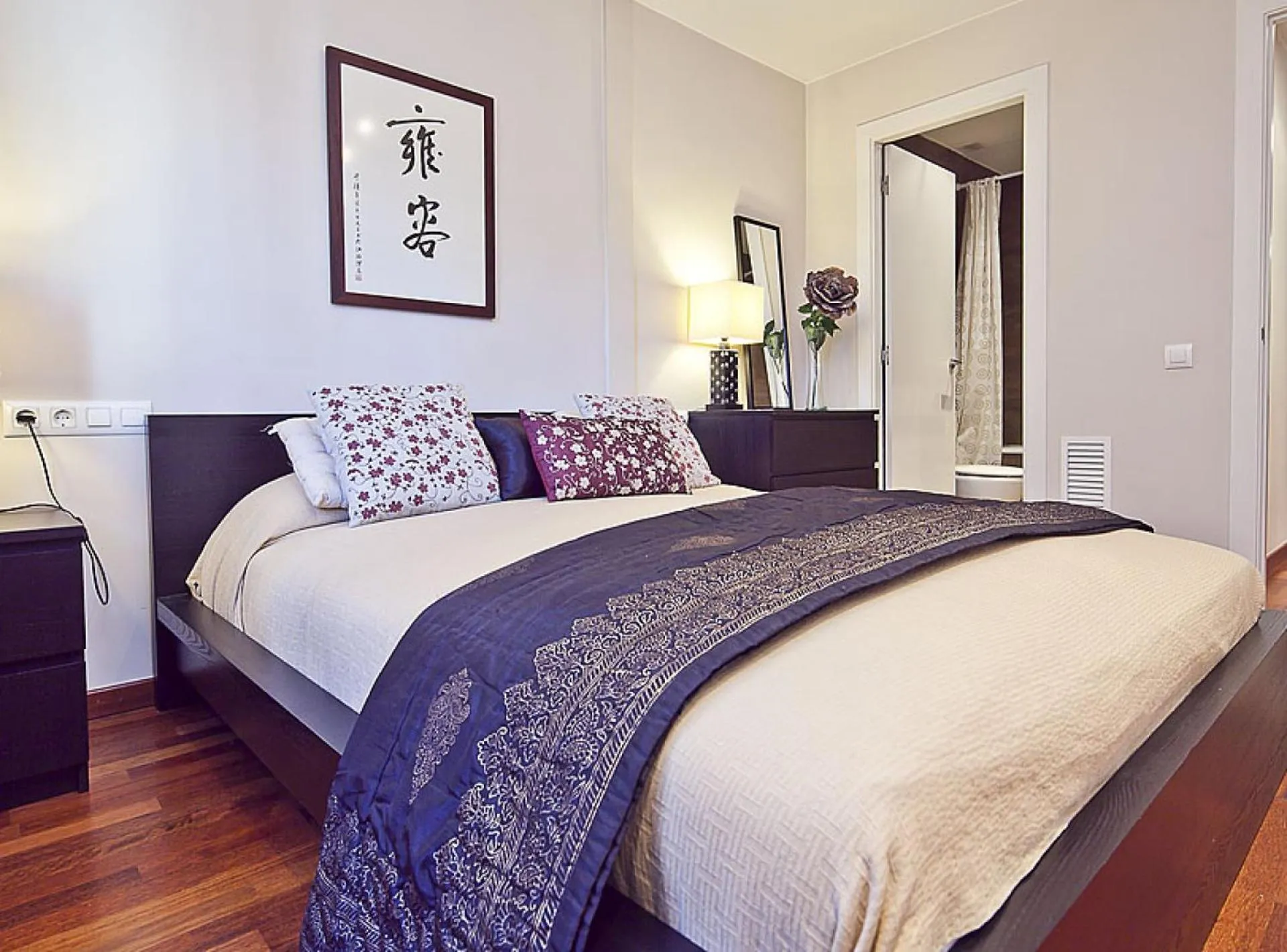 Bed in Ciutadella Park Born