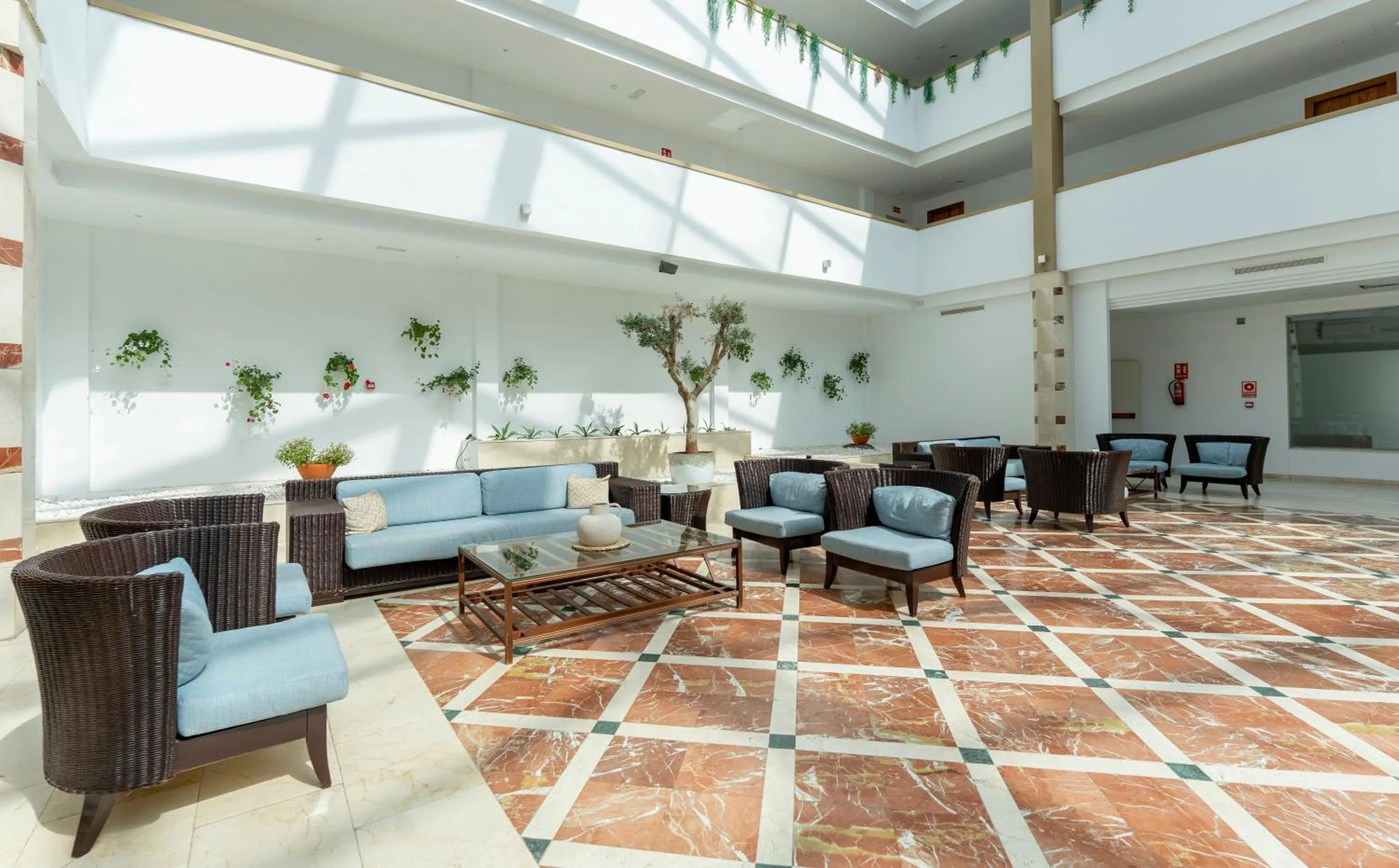 Seating area in Bakour Oh Nice Costa del Sol