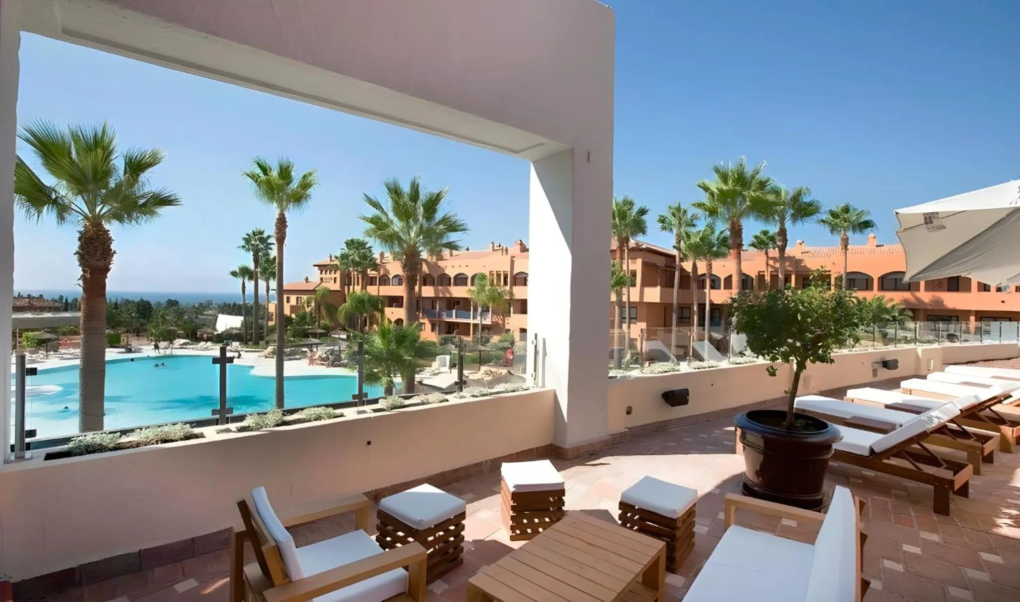 sunbed in Hotel Oh Nice Caledonia