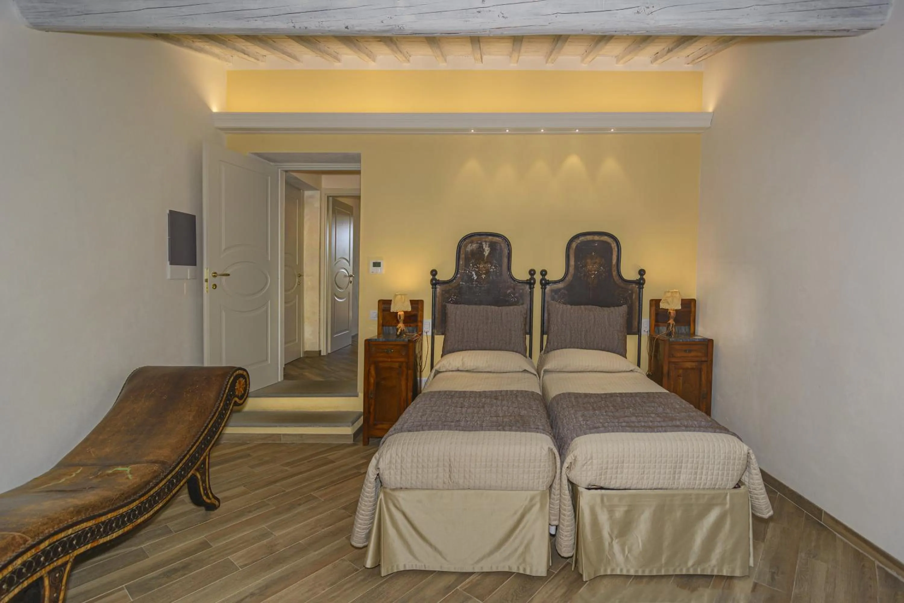 Photo of the whole room in Villa Agnolaccio Residenza d'Epoca