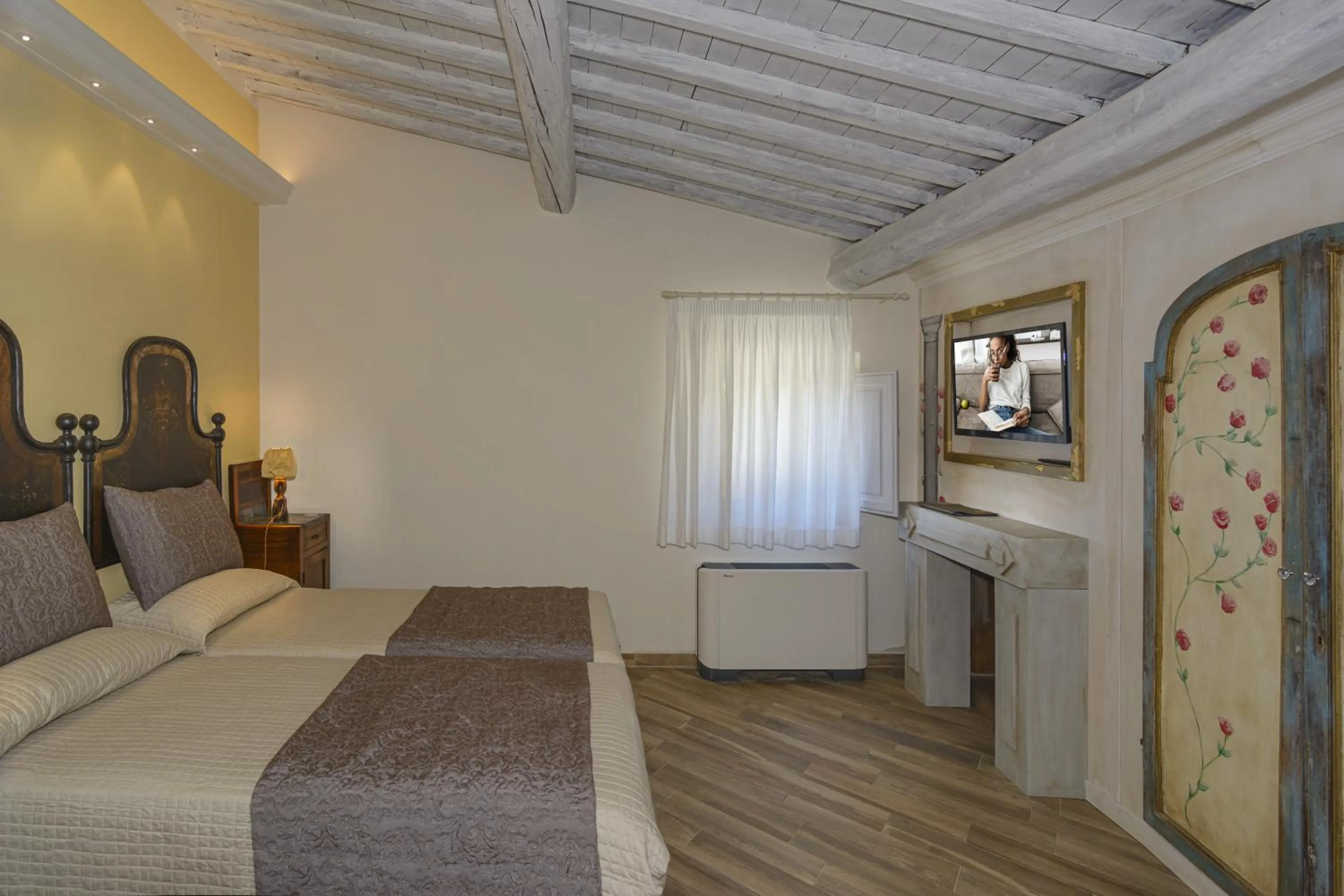 Photo of the whole room, Bed in Villa Agnolaccio Residenza d'Epoca