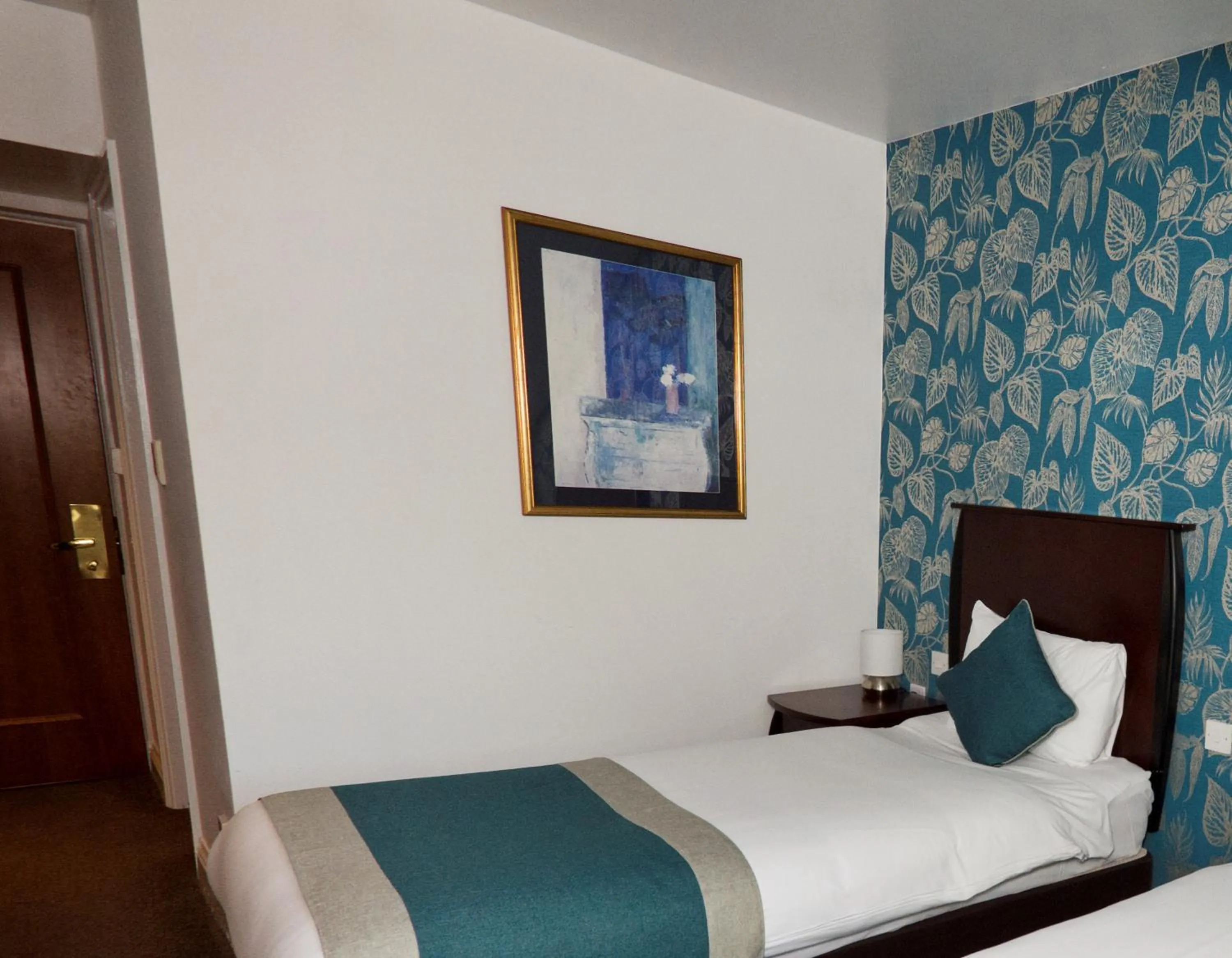 Bed in Basingstoke Country Hotel & Spa