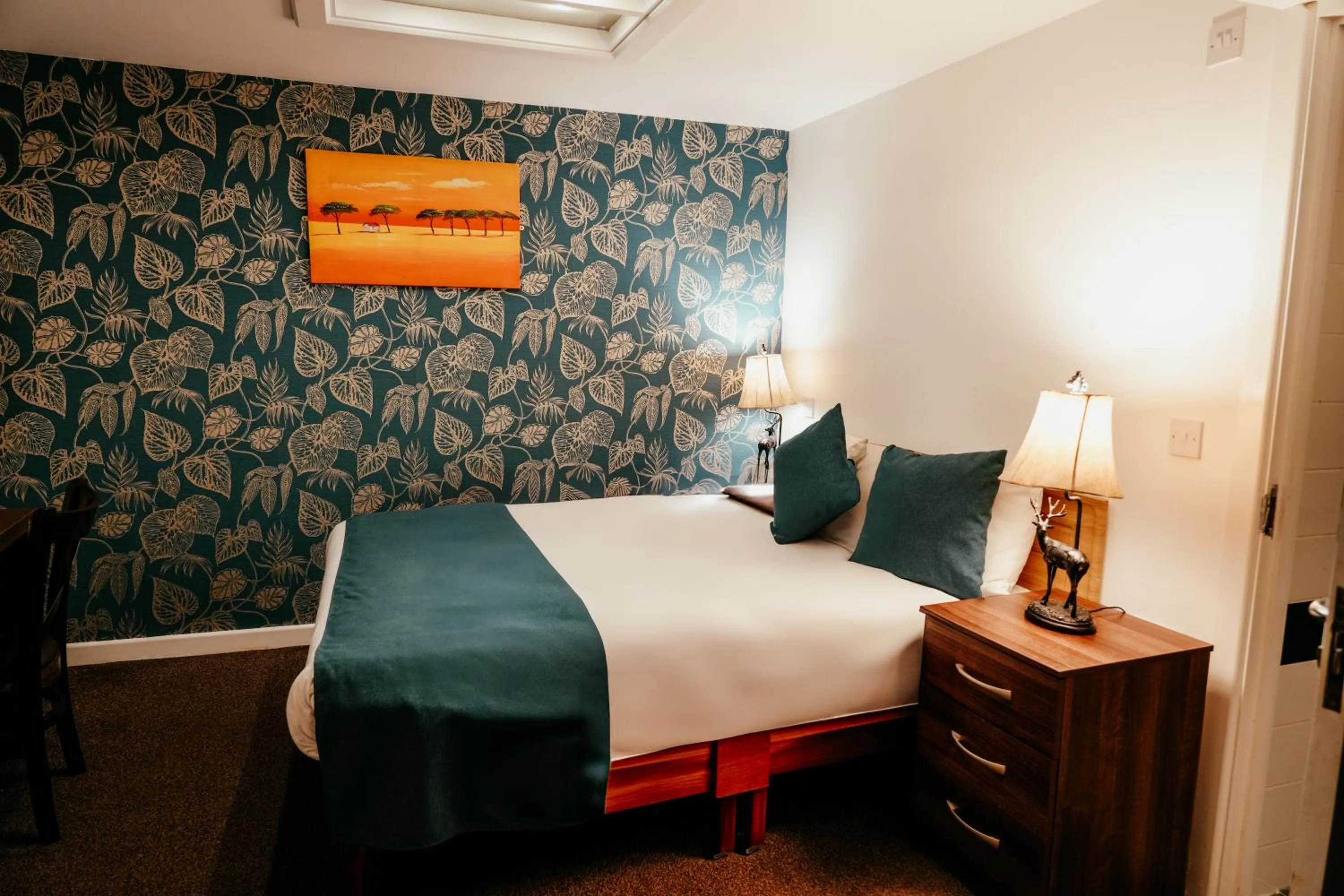 Bedroom, Bed in Basingstoke Country Hotel & Spa