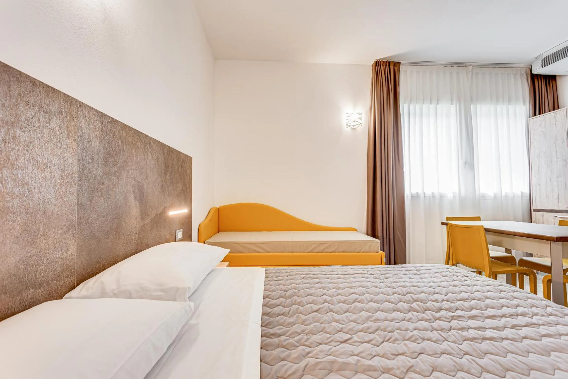 Bed in Hotel Belturismo