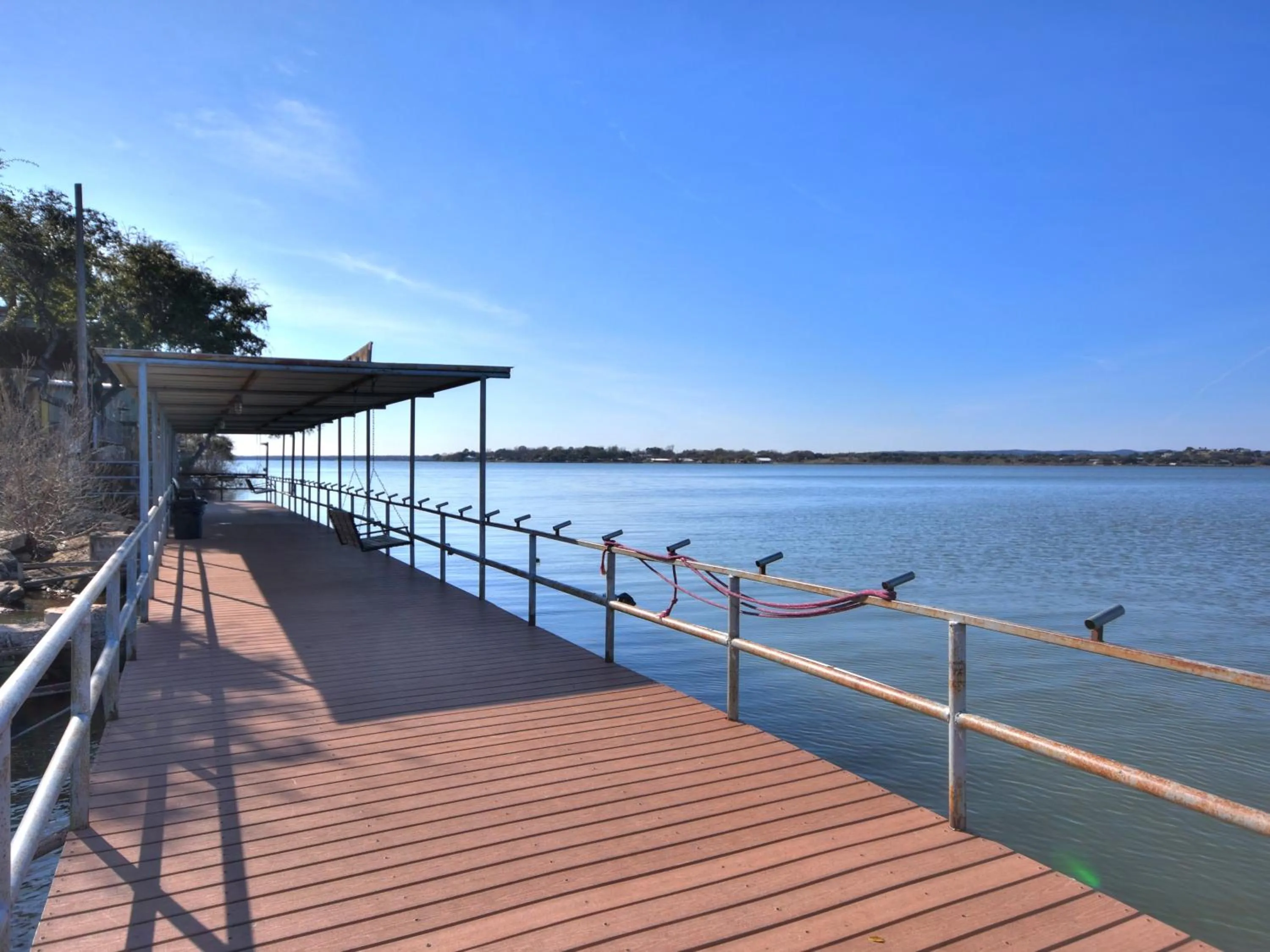 Lake view in Painted Sky Inn