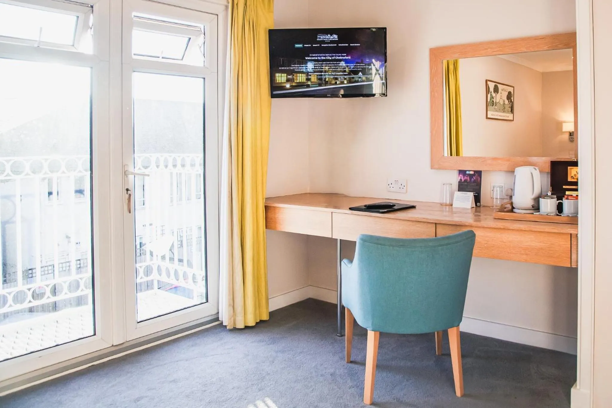 TV and multimedia in County Hotel