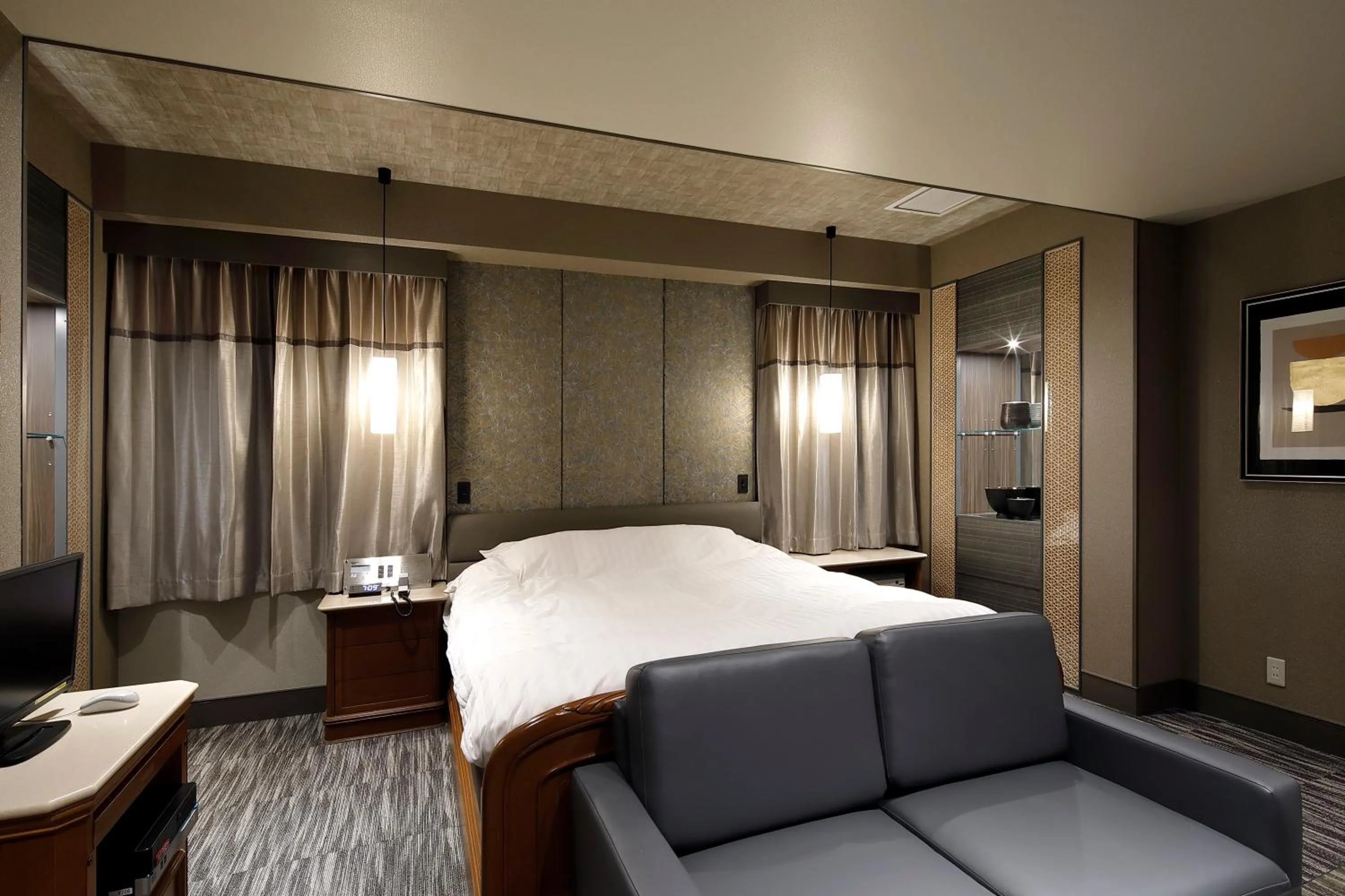 Bedroom, Bed in Hotel ValentineTogo (Adult Only)