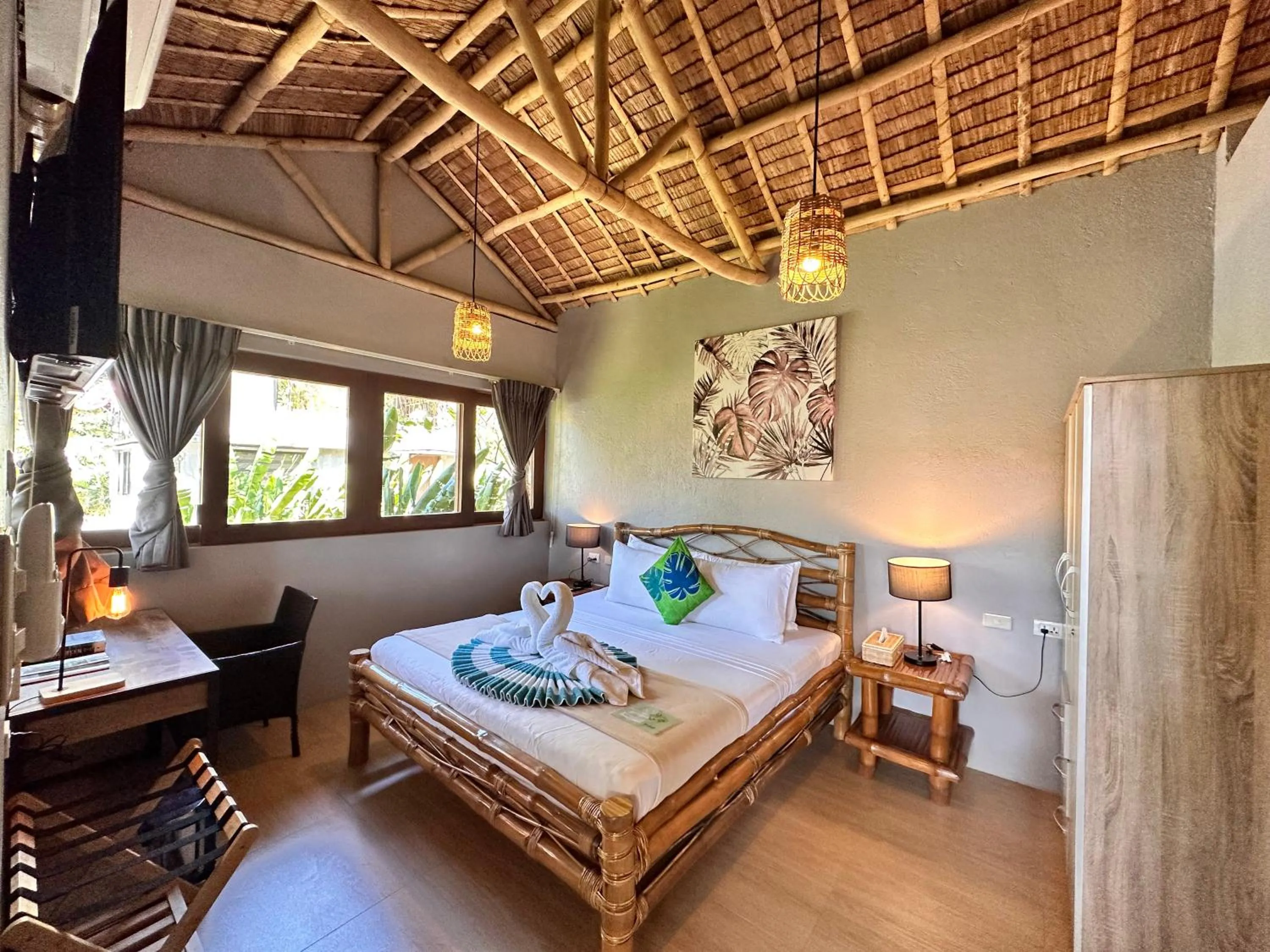 Bed in Buko Beach Resort