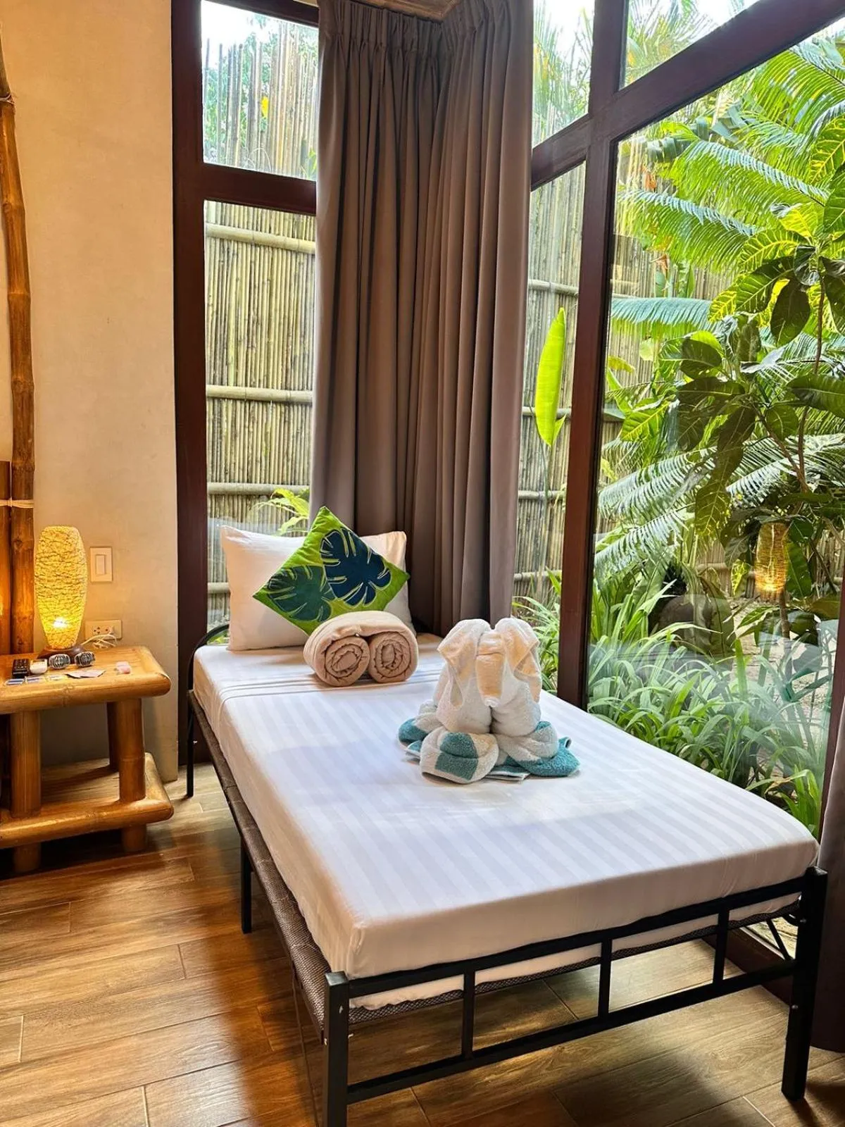 Bed in Buko Beach Resort