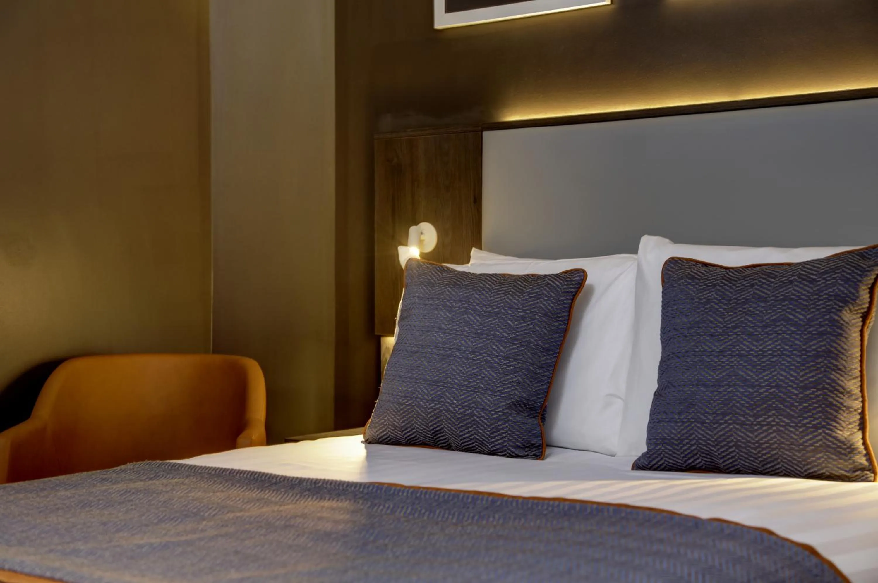 Bed in Best Western Plus Vauxhall Hotel