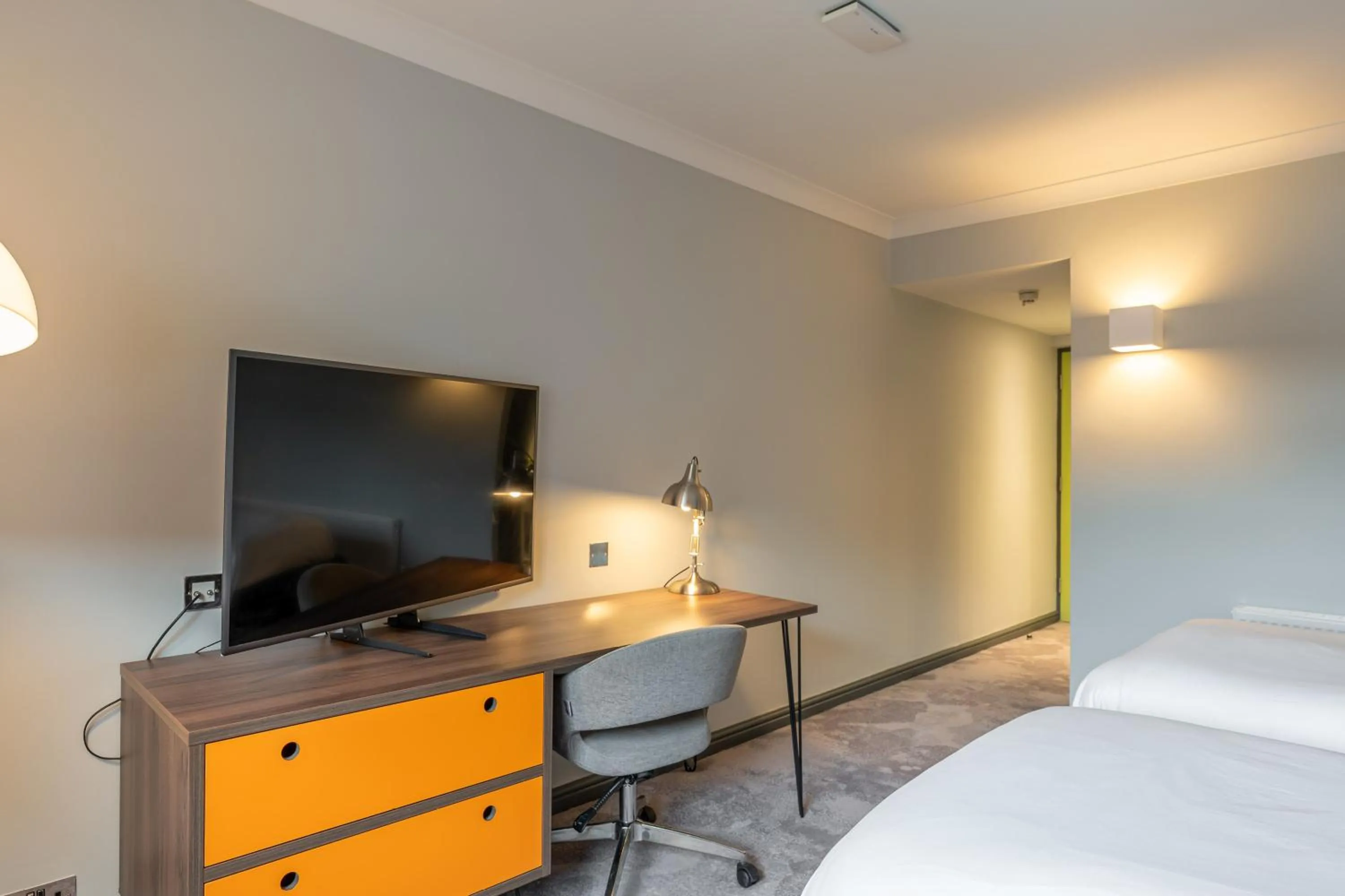 TV and multimedia, Bed in Village Hotel Cardiff