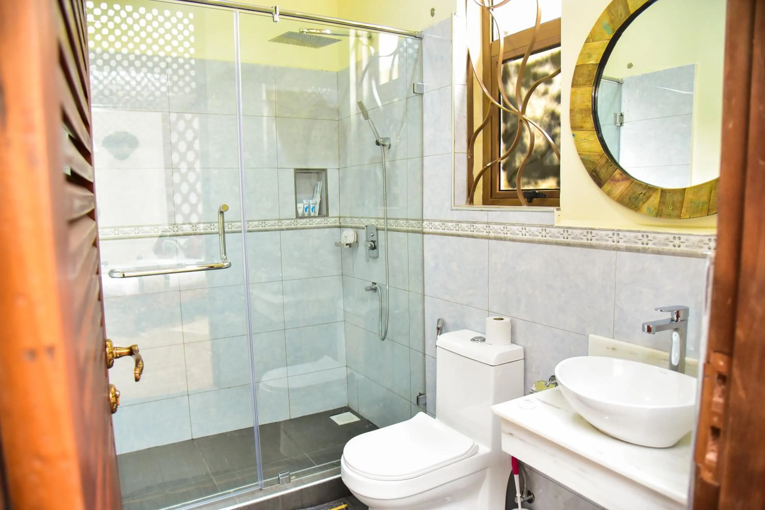 Shower in Forest Park Resort