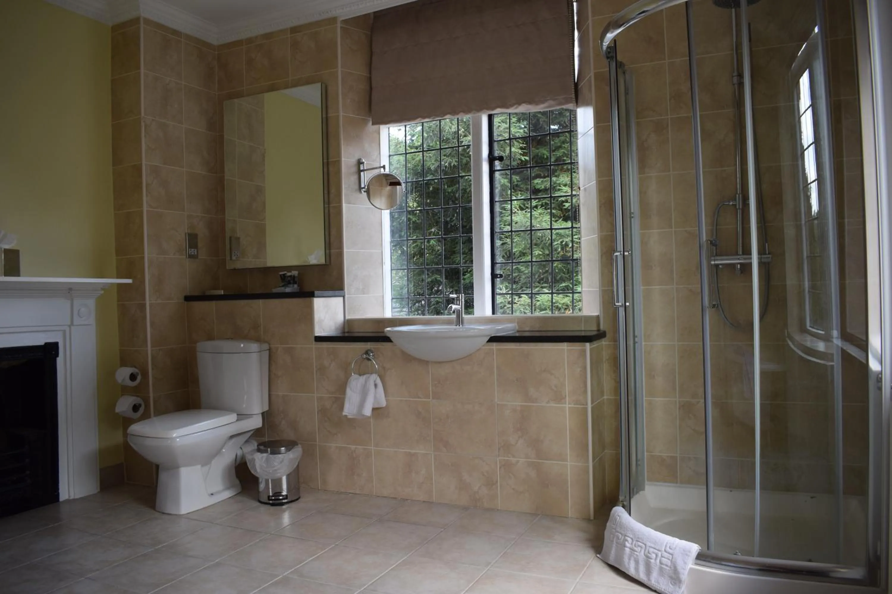 Bathroom in Mercure Telford Hotel