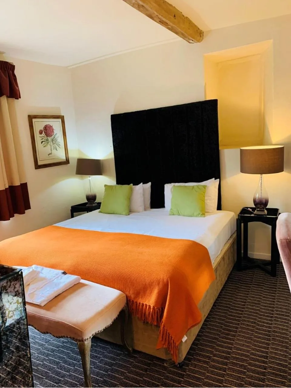 Bedroom in Mercure Telford Hotel