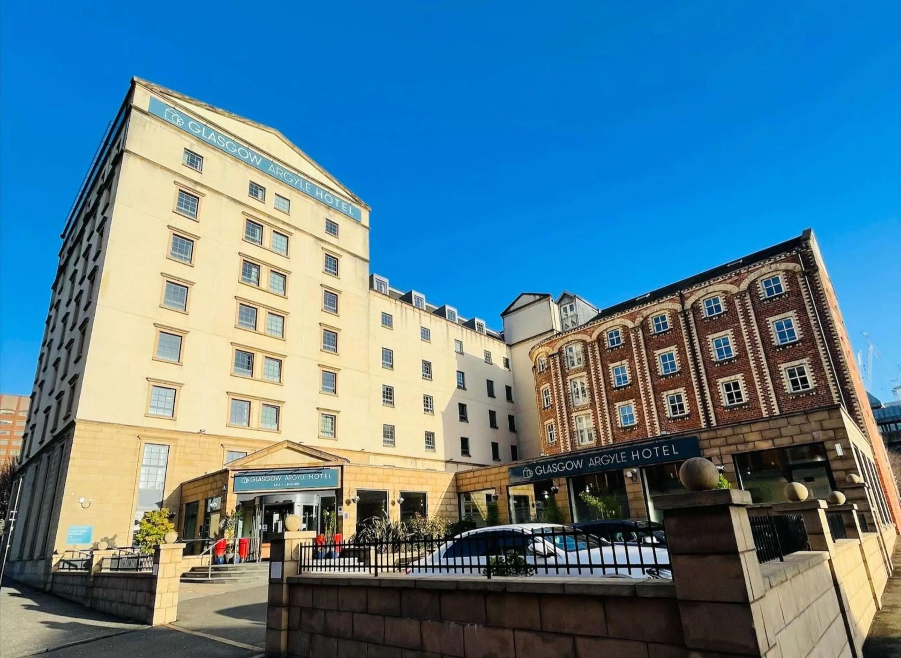Property building in Glasgow Argyle Hotel, BW Signature Collection