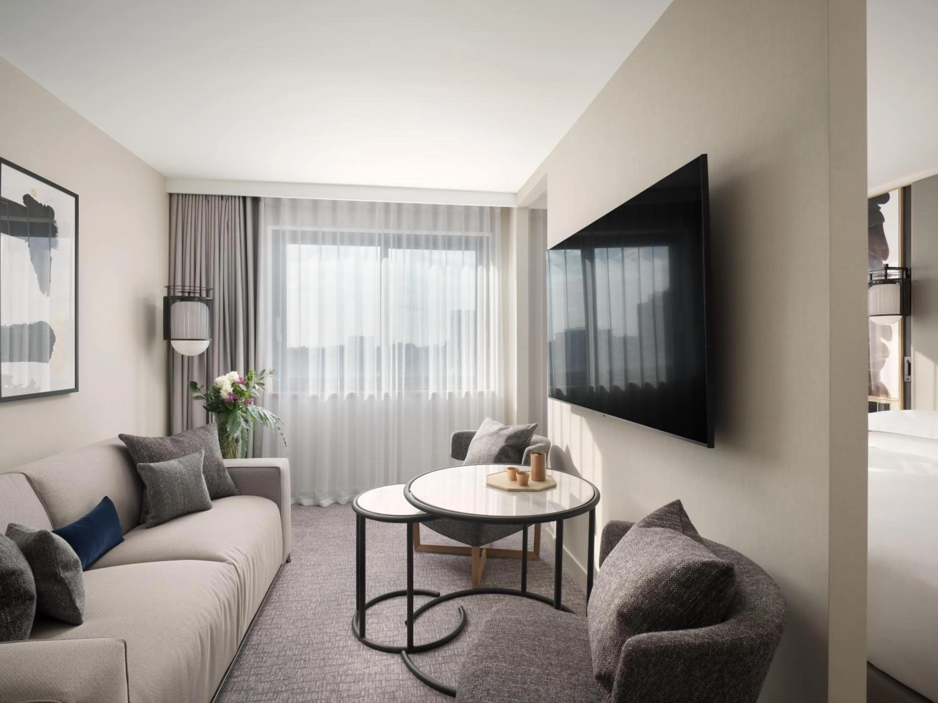 Communal lounge/ TV room, Bed in Nobu Hotel London Portman Square