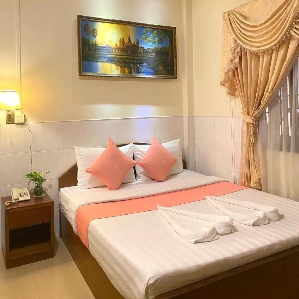 Bedroom, Bed in Nice Guesthouse