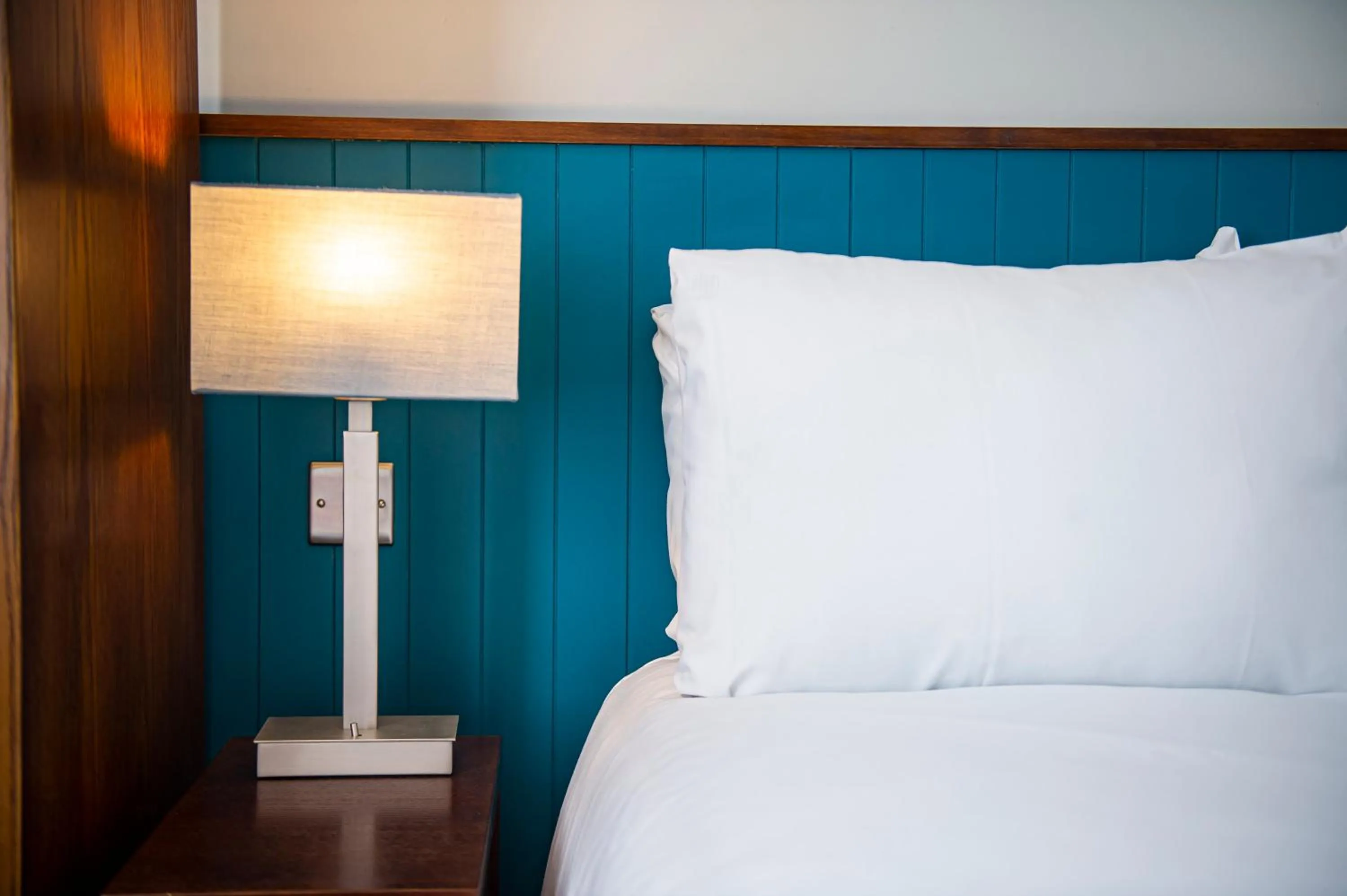 Bed in Highfield Hotel By Greene King Inn