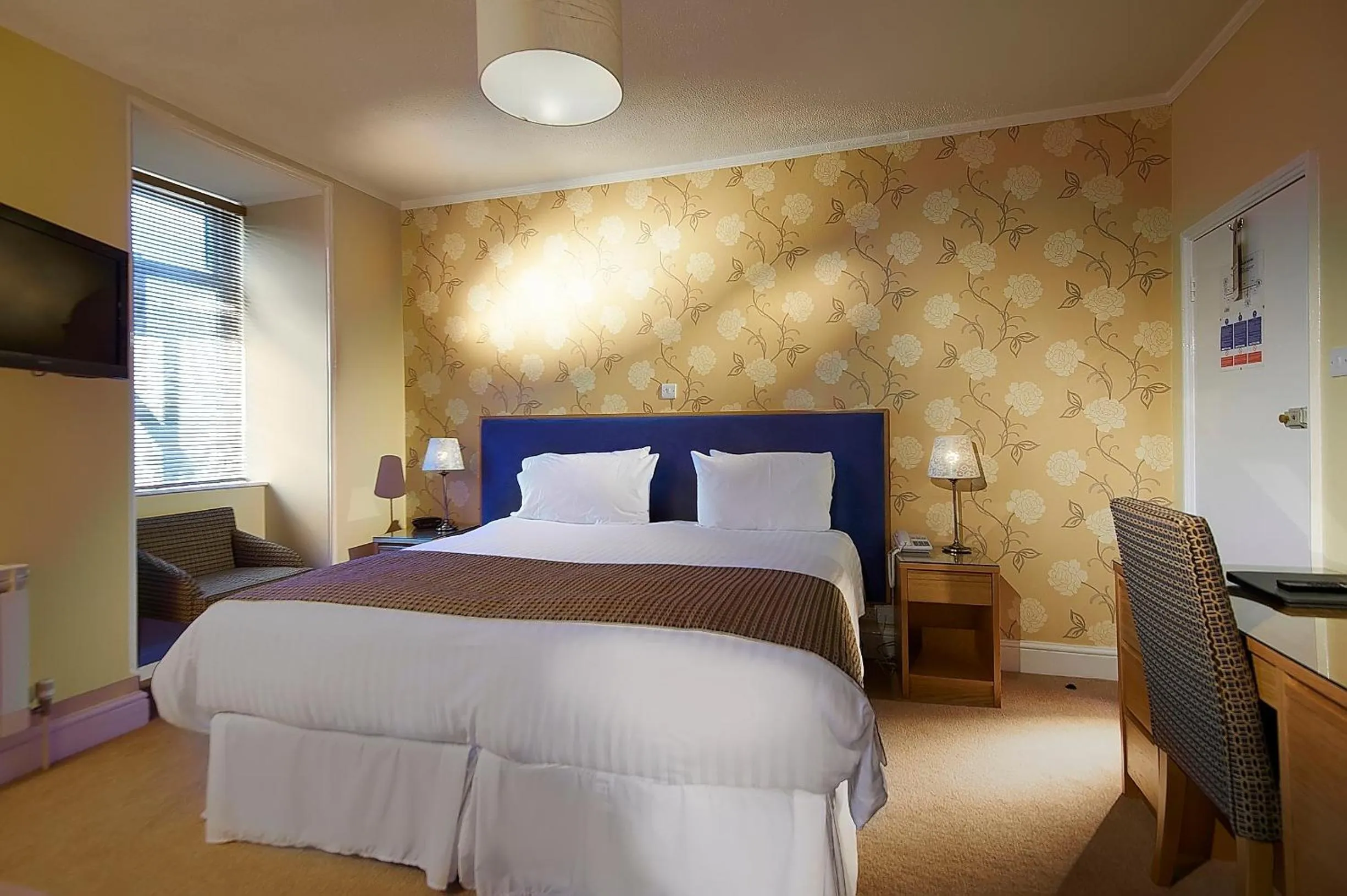 Bed in Les Rocquettes Hotel