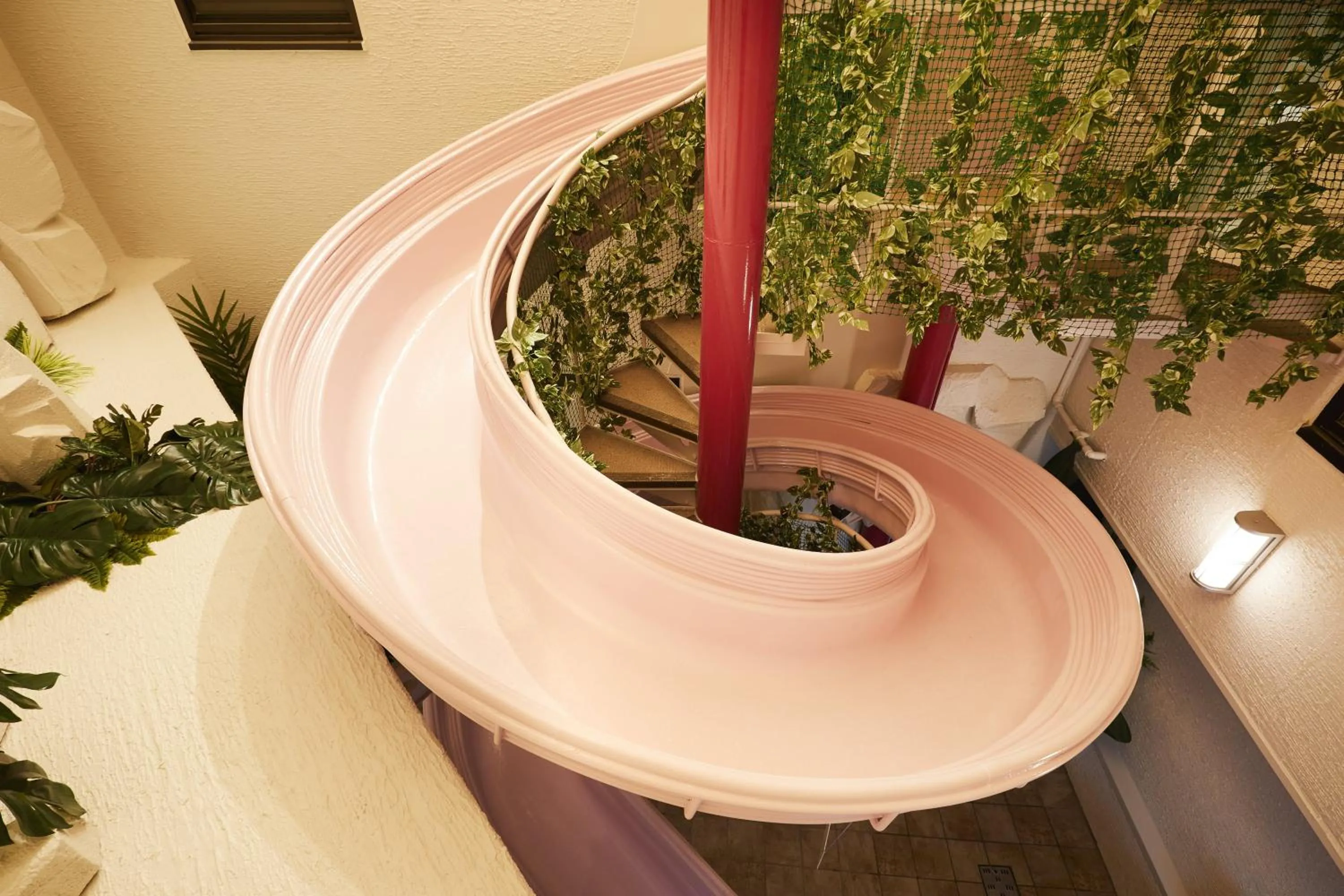 Swimming pool in Hotel Venus Neo